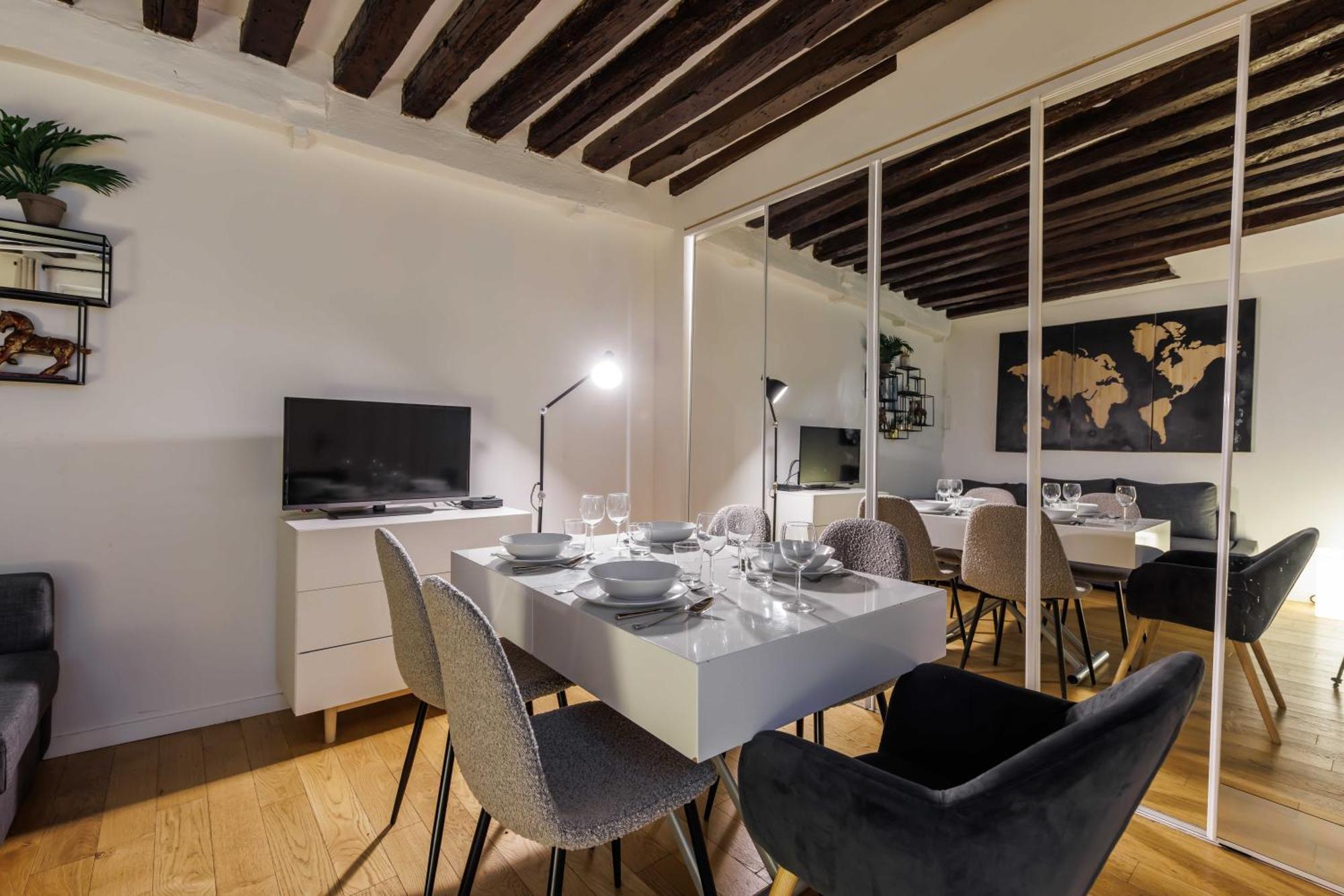 Apartment Cosy In The Heart Of *