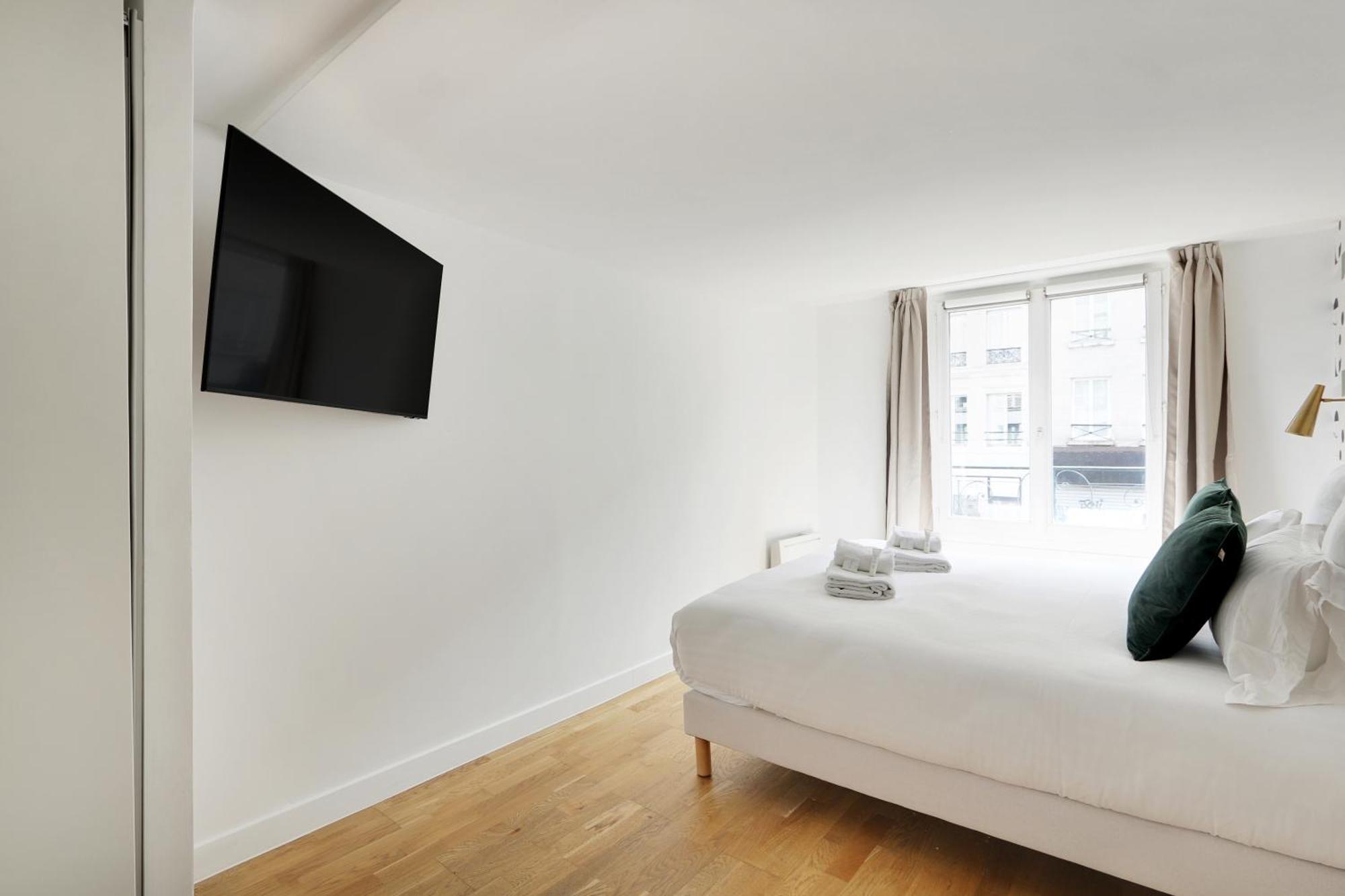 Apartment Pick A Flat's In Saint-martin - Rue Du Faubourg Saint-martin Paris