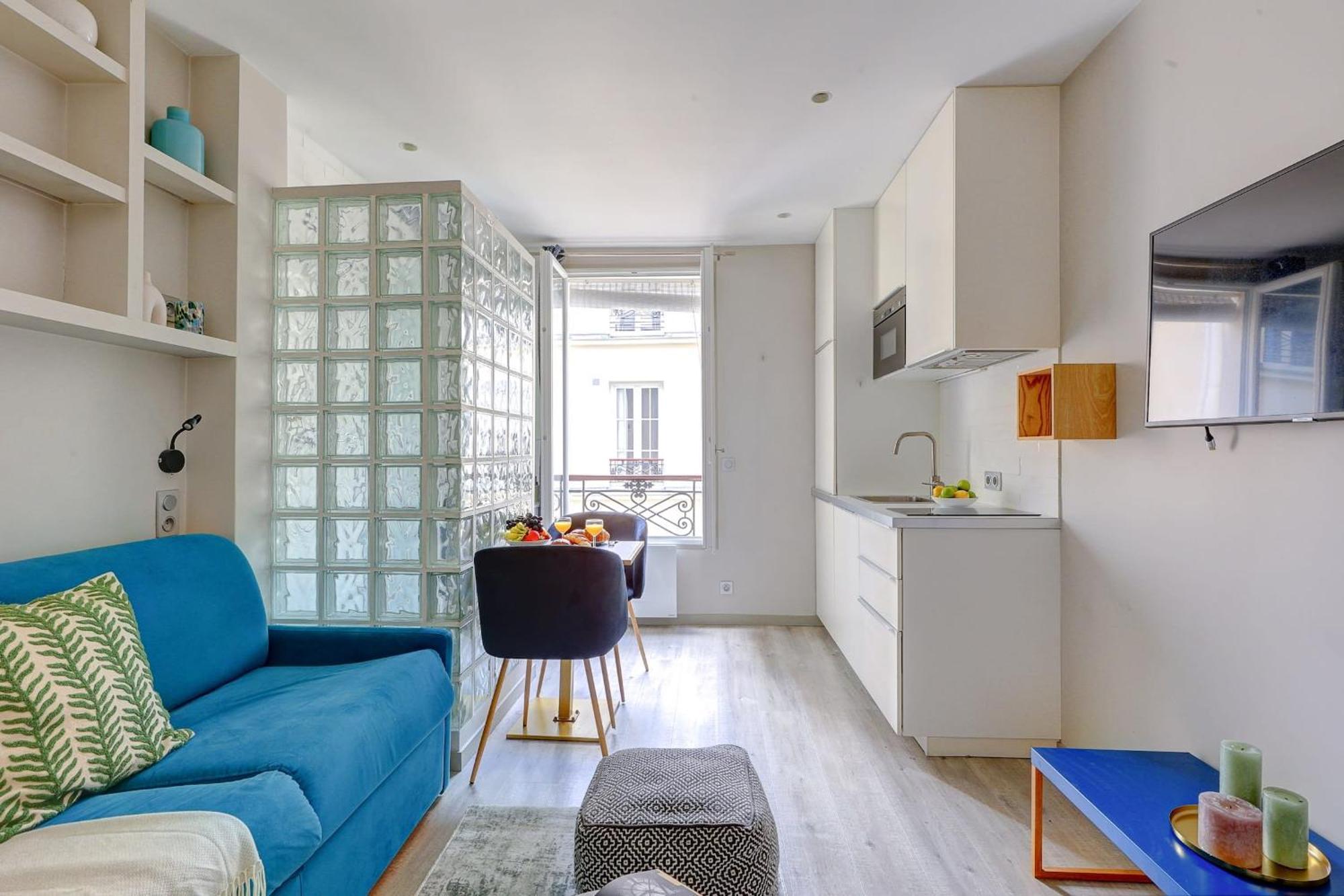Eiffel Tower & 7th Arrondissement - Cityapartmentstay *
