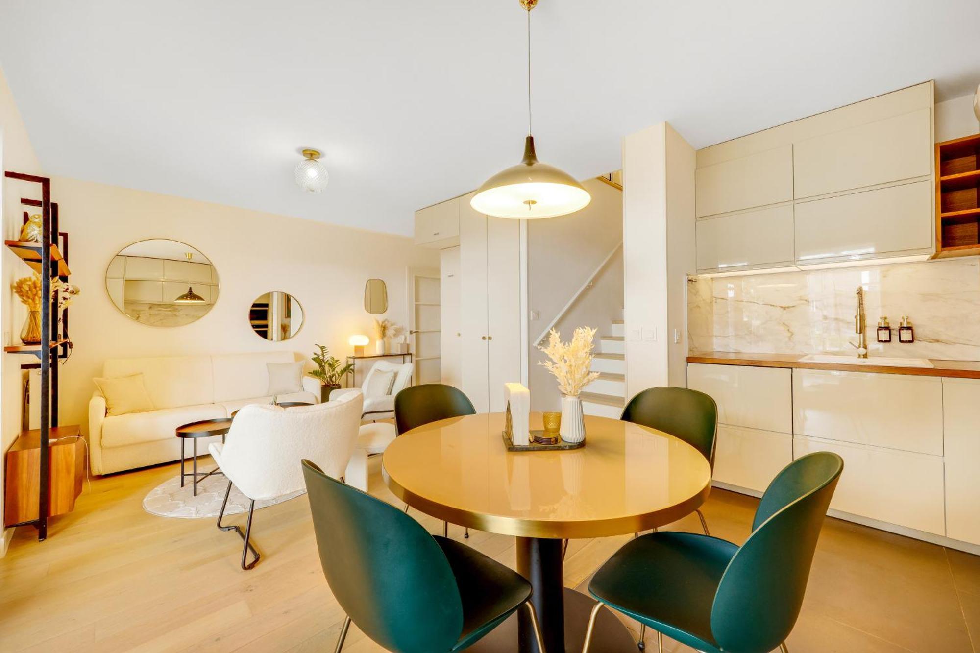 Apartment - Duplex Sacre Coeur Paris