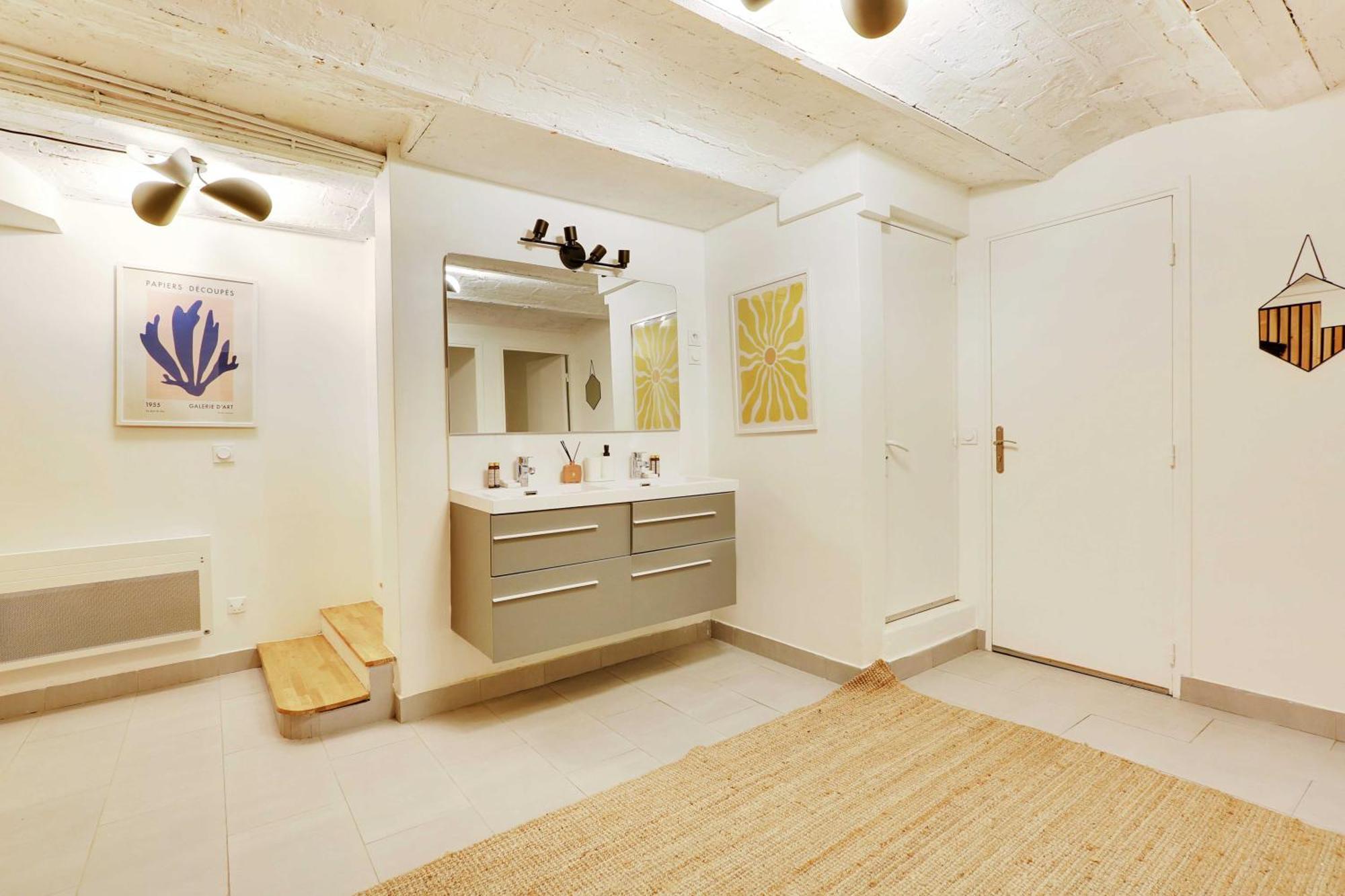 Spacious - 4br-10p Montmartre *