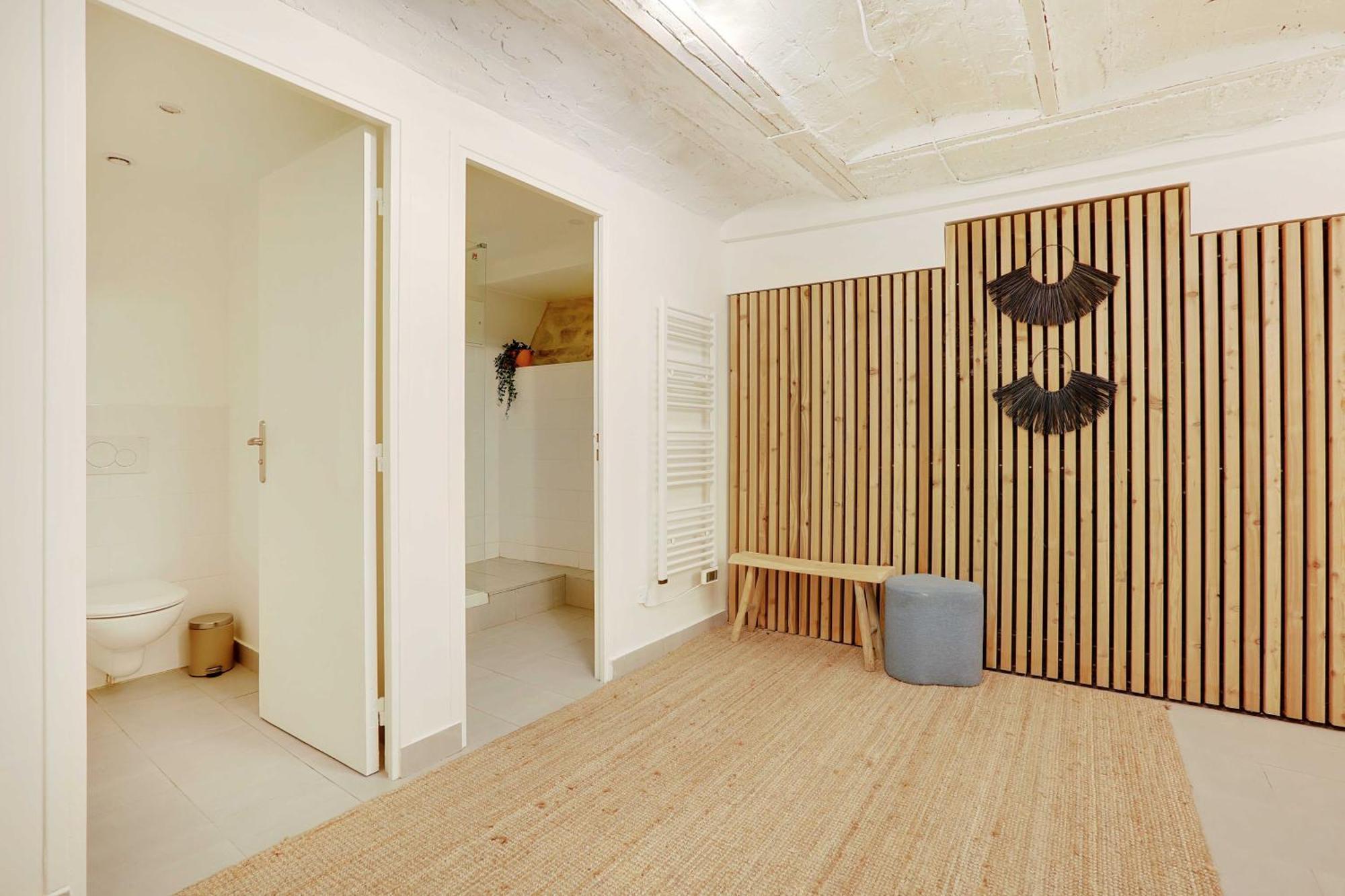 Spacious - 4br-10p Montmartre Apartment