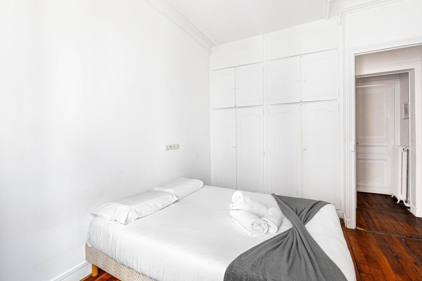 Guestready- Modern Comfort Near Parc Monceau For 6 Apartment