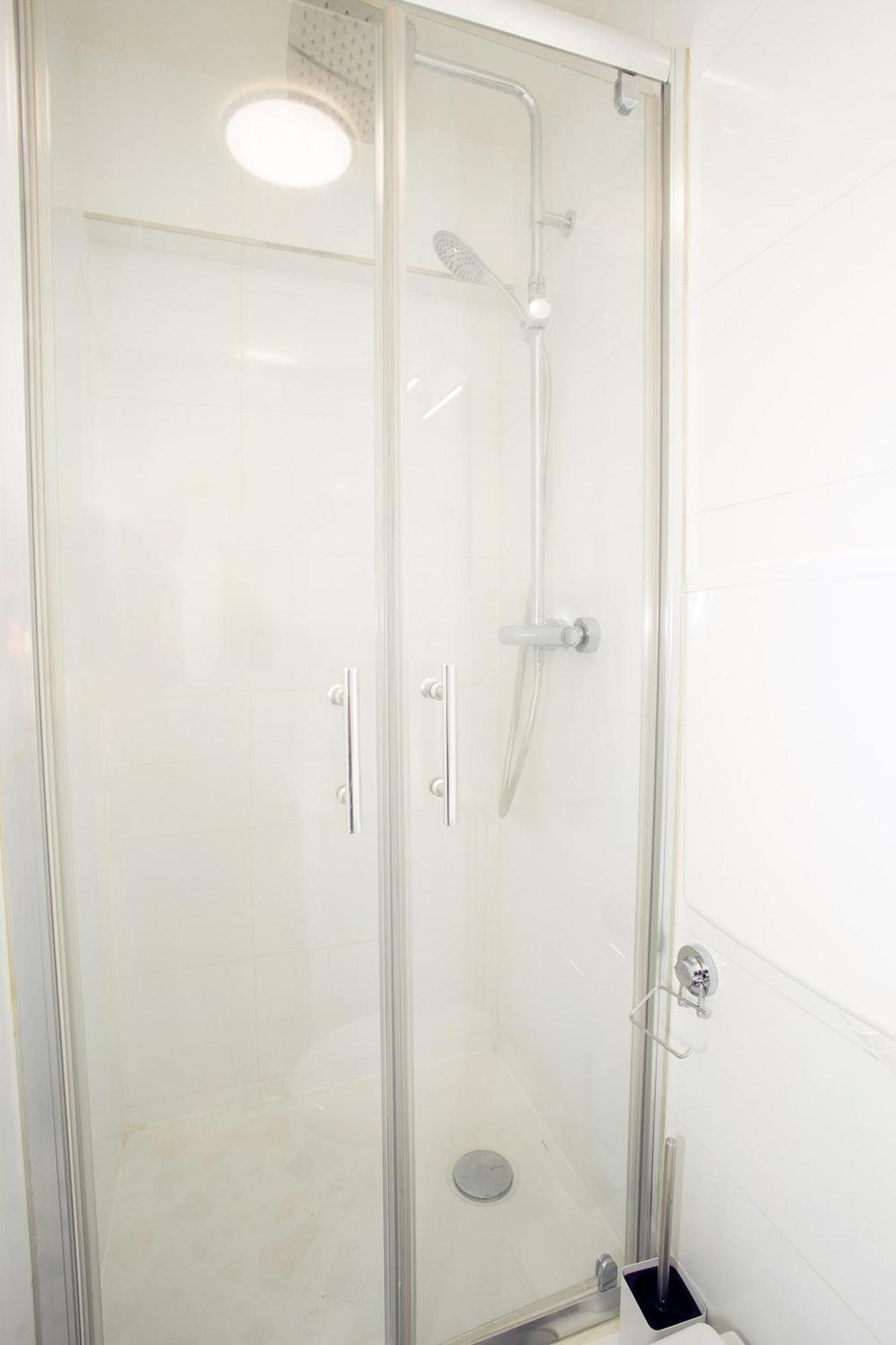 Pont De La 1br Cozy Apartment *