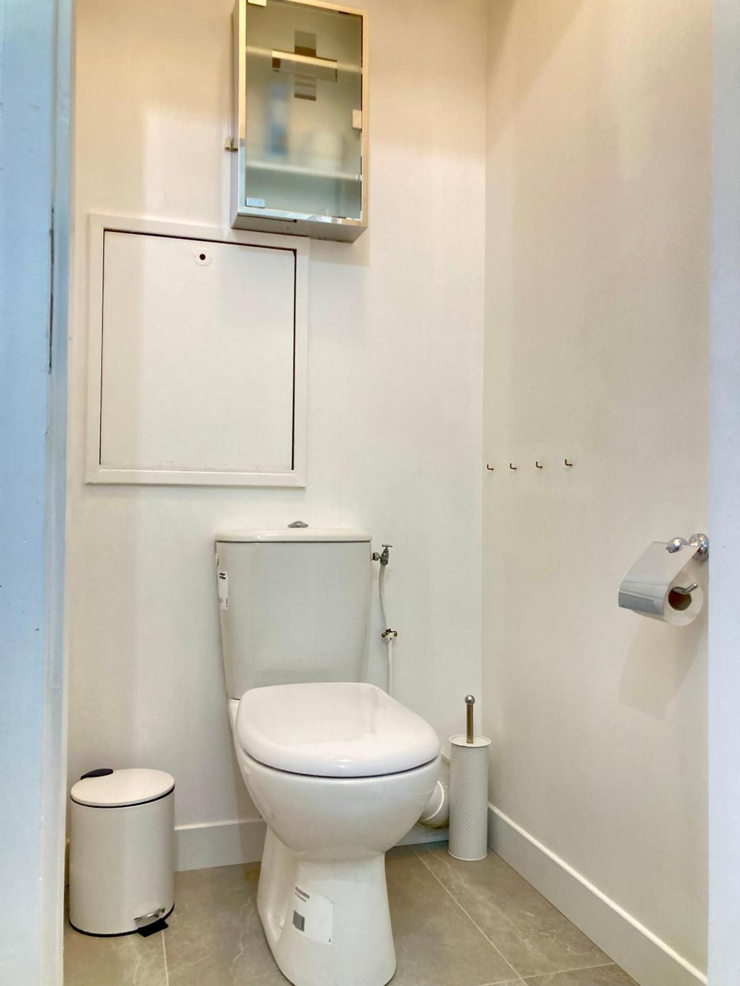 - Trocadero Apartment Paris