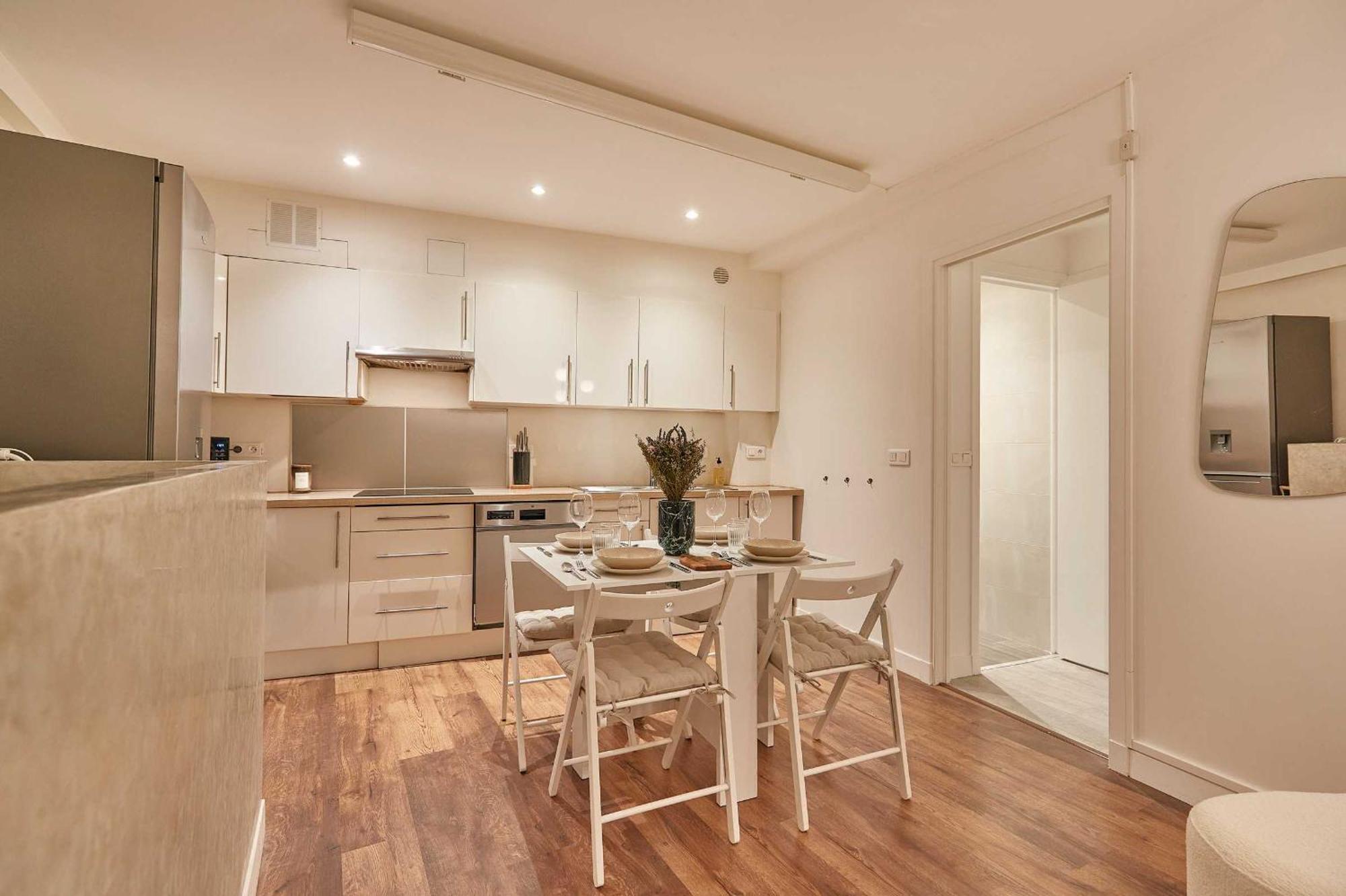 Apartment Classy 2bd-4p - Eiffel Tower *