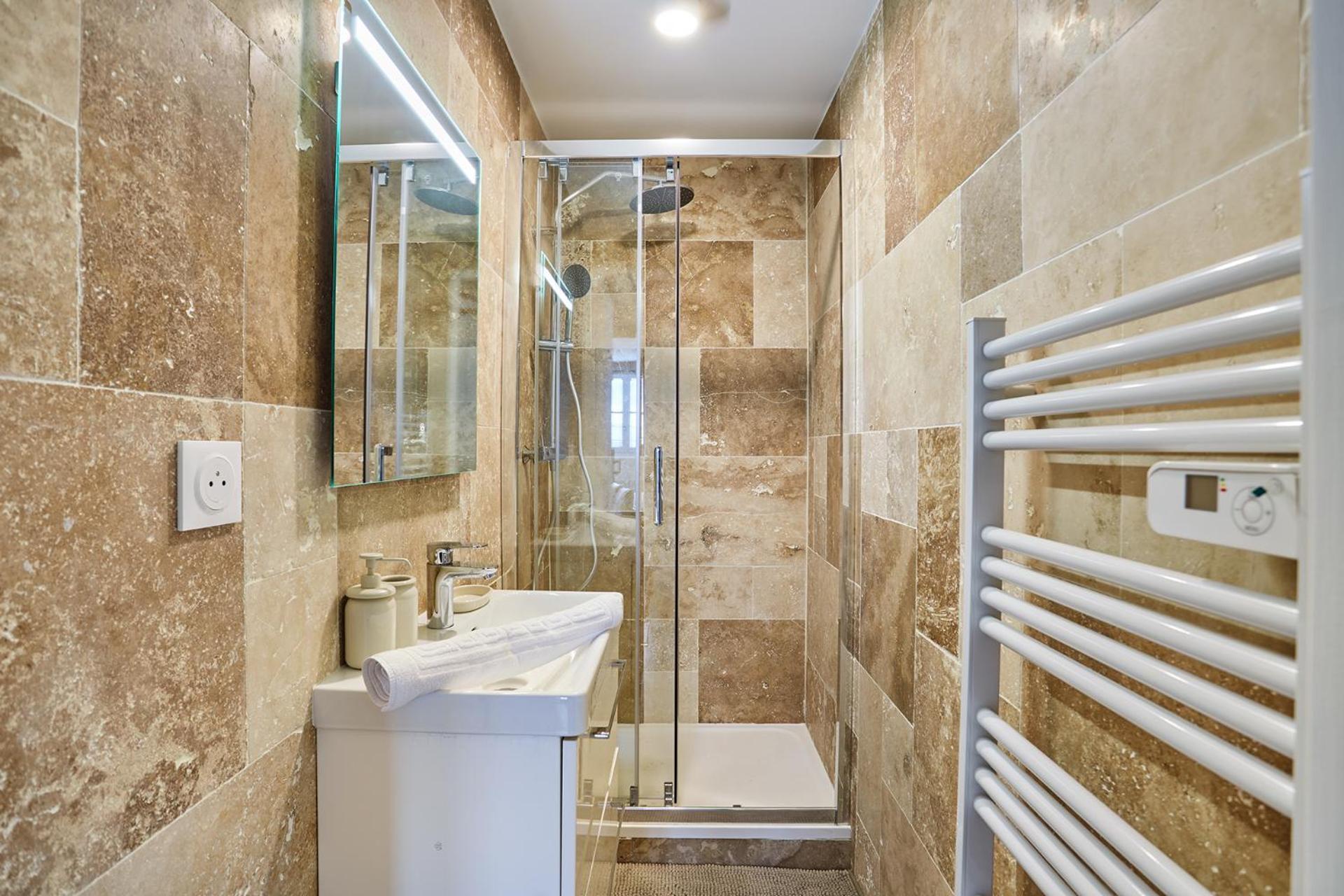 Apartment Charming Center Of Le Marais By Prestige