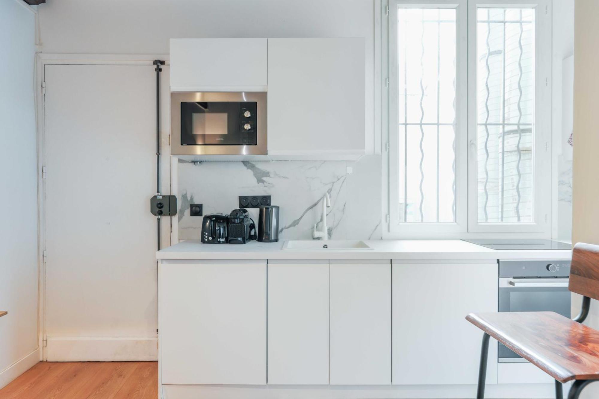 Apartment Relaxing Urban Getaway, Notre Dame Paris