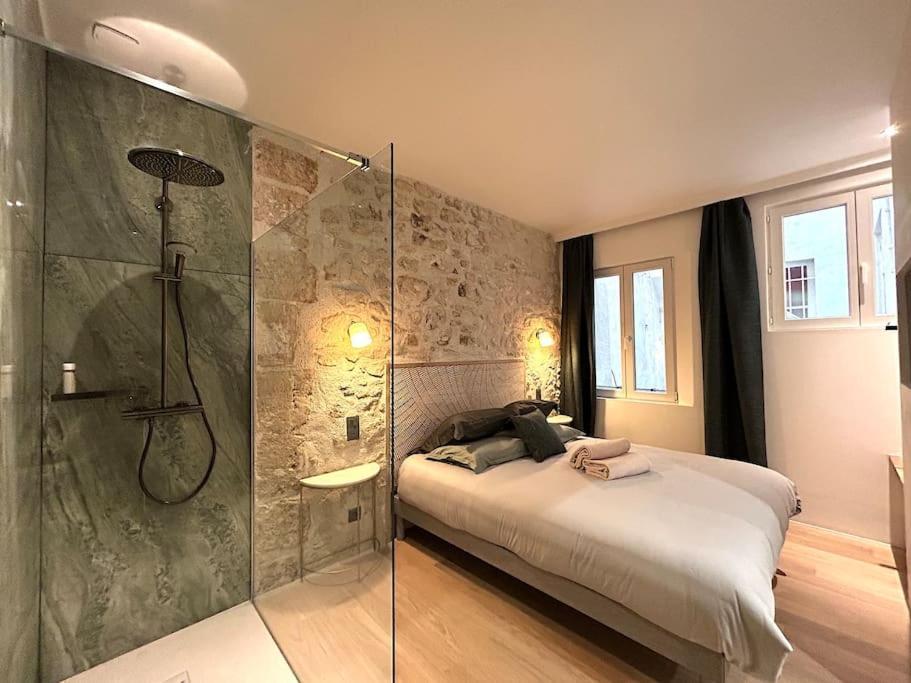 Louvre -notre Dame 2bd, 2bath Ac Apartment Paris
