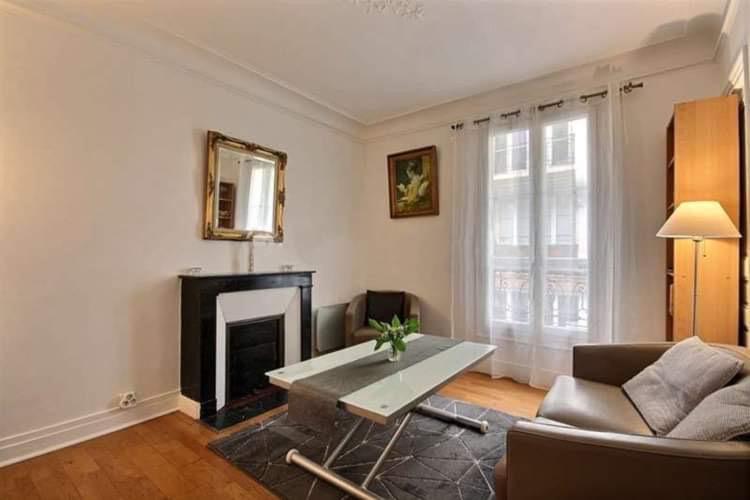 Apartment Champs Elysee Paris