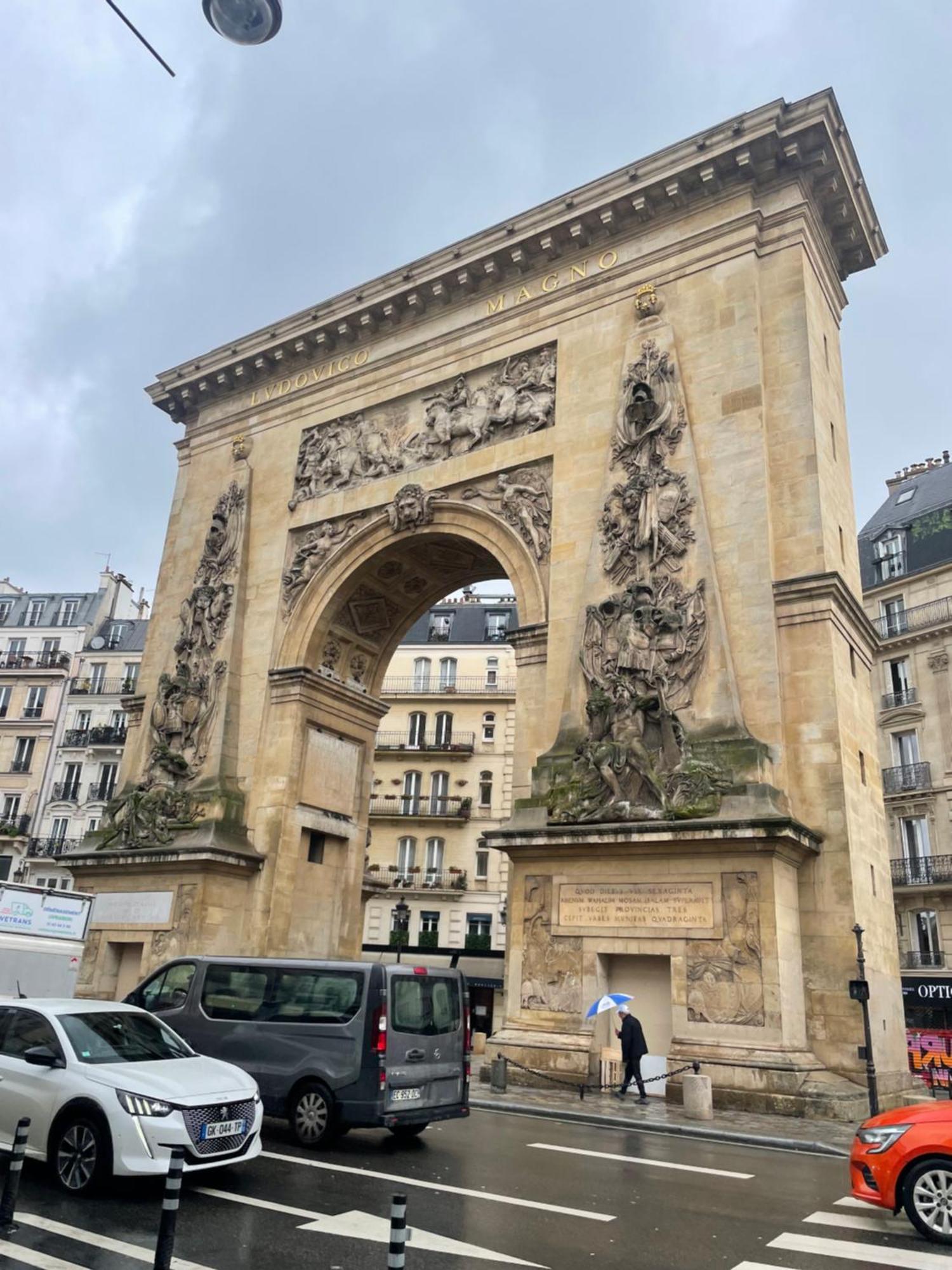 Apartment Apparemment Familiale Centre 3ch 3sdb Paris