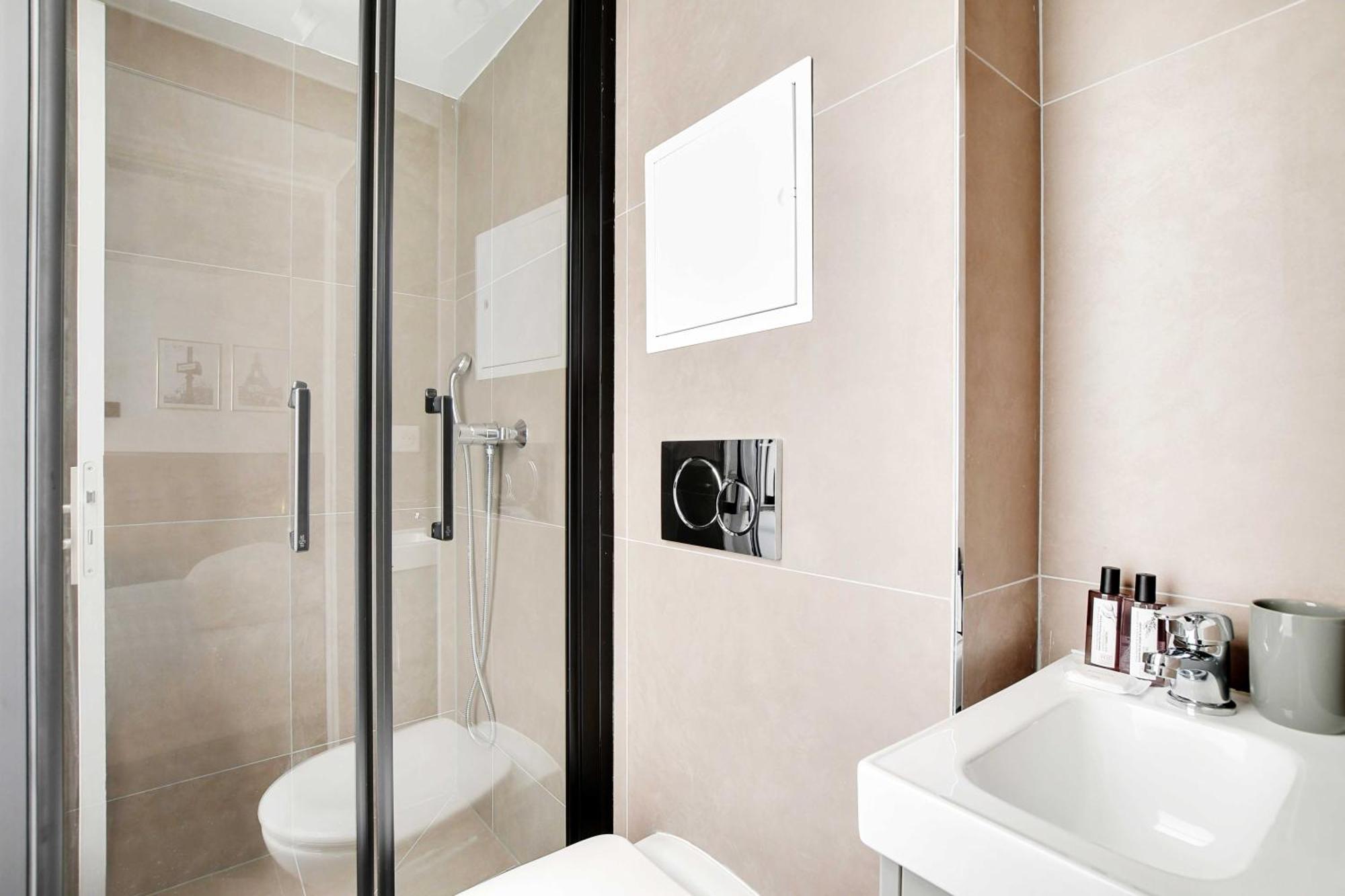 Comfort For 2p With A-c - Near Montmartre Apartment *