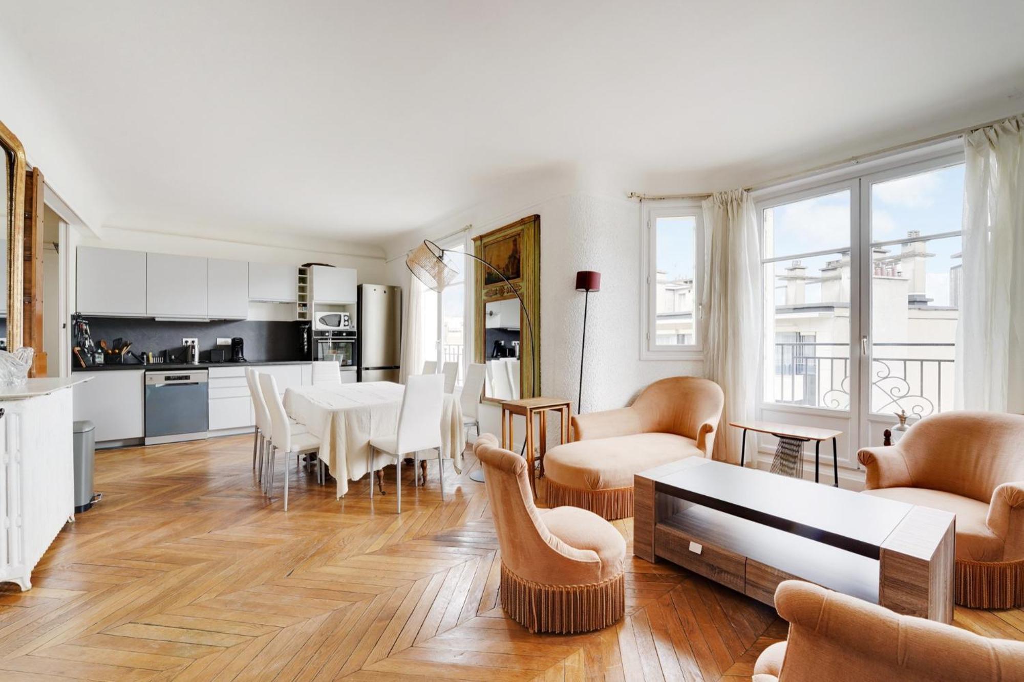 4 120m2 - Vue Tour Eiffel A Saint-germain Apartment Paris
