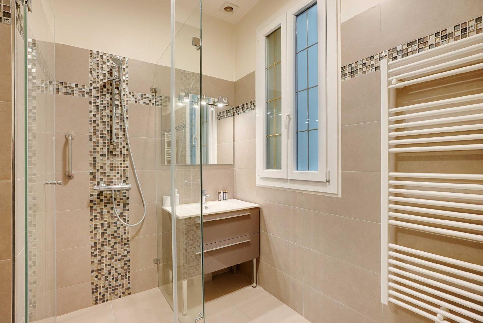 Elegant 2bdr 6p In The Heart Of The 5th Arrondissementt Inn Paris