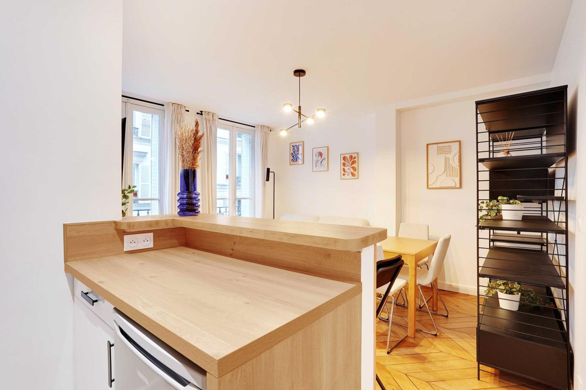 Charming - 1b-4p - Sacre Coeur *