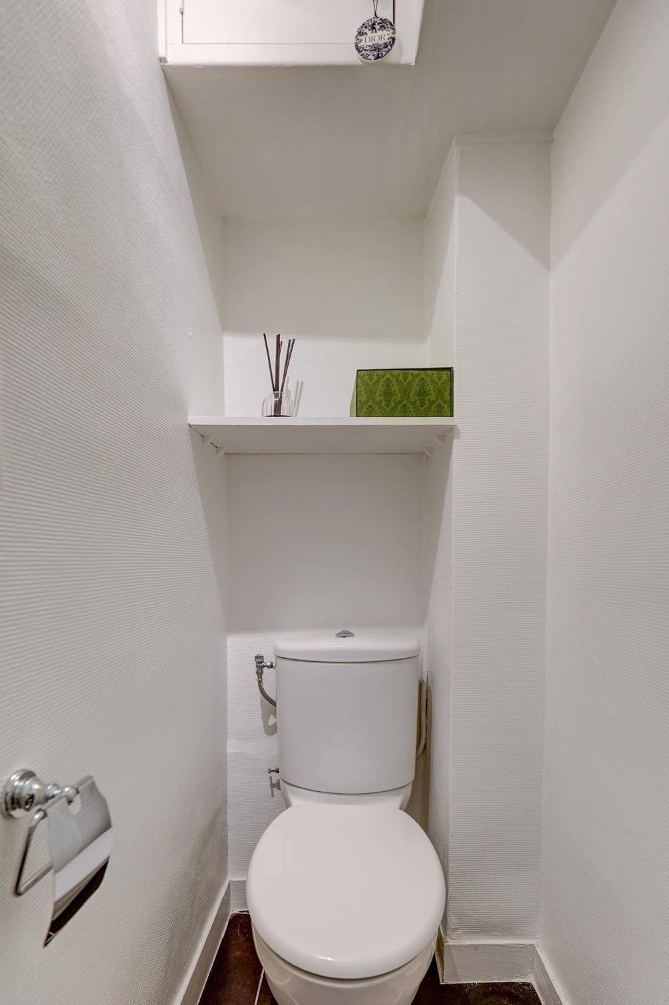 Eiffel Tower & Champ De Mars - 2br - Cityapartmentstay * Paris