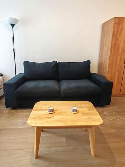 Appartement Equipe - Calme - Est *