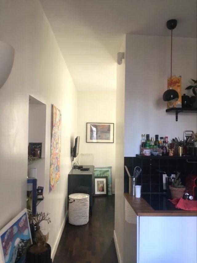 Apartment 9e *