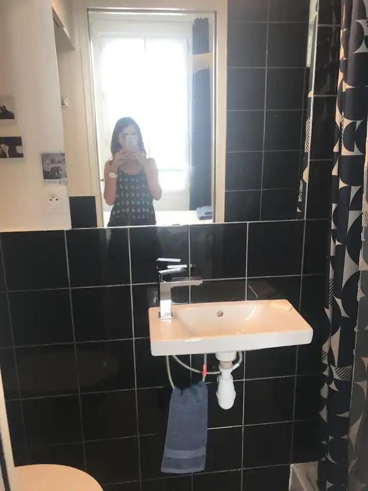 9e Apartment Paris