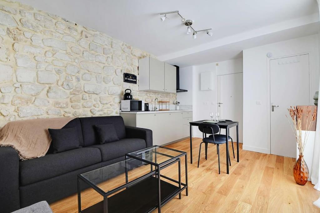 Charming In Le Marais *