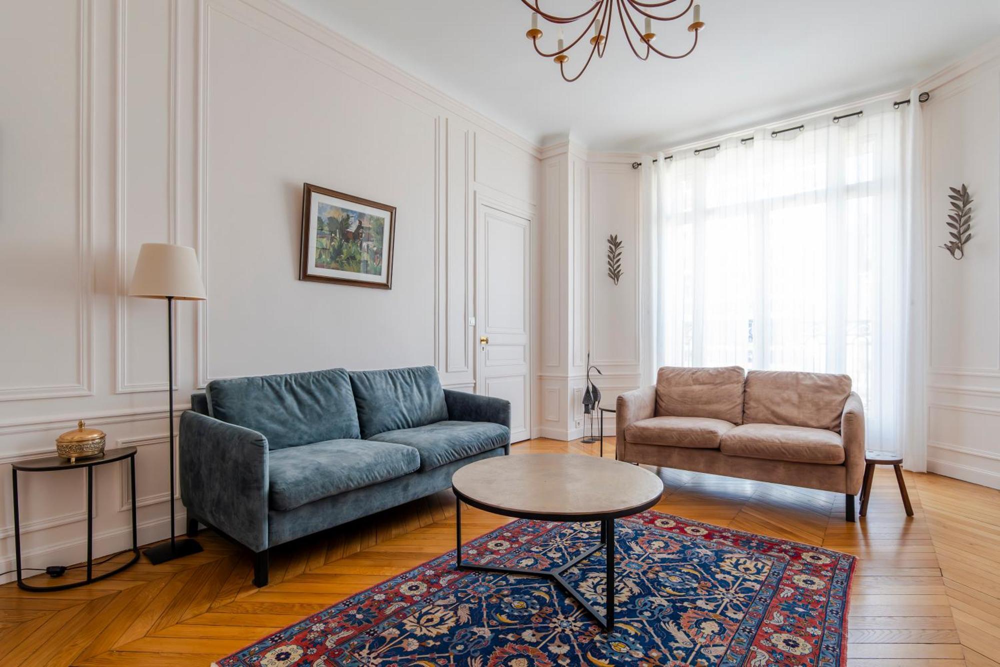 Apartment Veeve - Avenue To The Eiffel Tower Paris