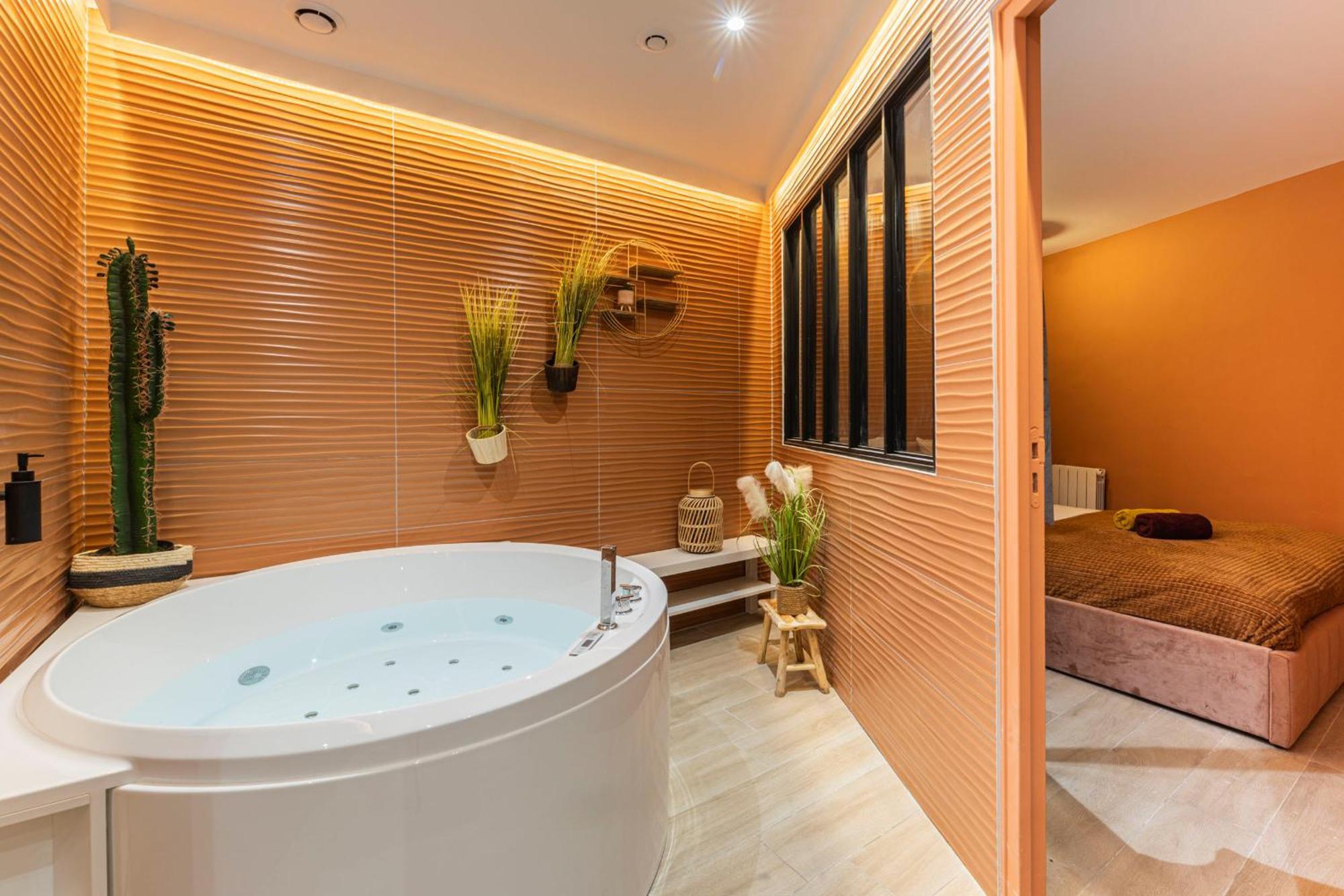 Apartment Marais Pompidou 3e, Jacuzzi, 2 Chambres, 4 A 6p *
