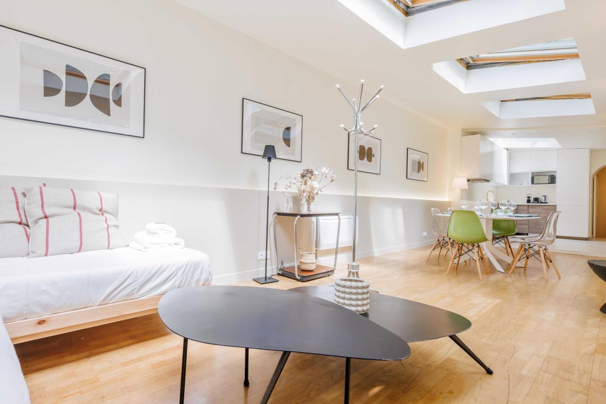 Appartement Modern - 2bdr-6p - Sacre Coeur *
