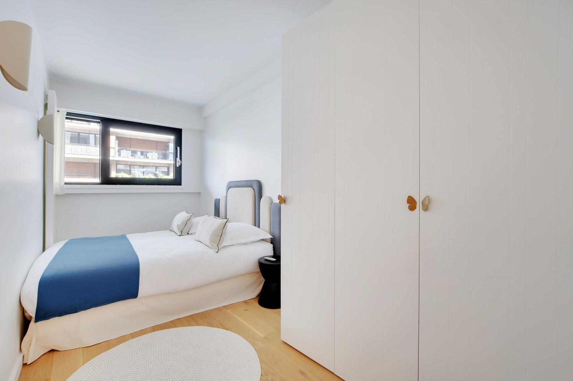 Passy - Eiffel Tower - Amazing 2br With Garden Apartment *