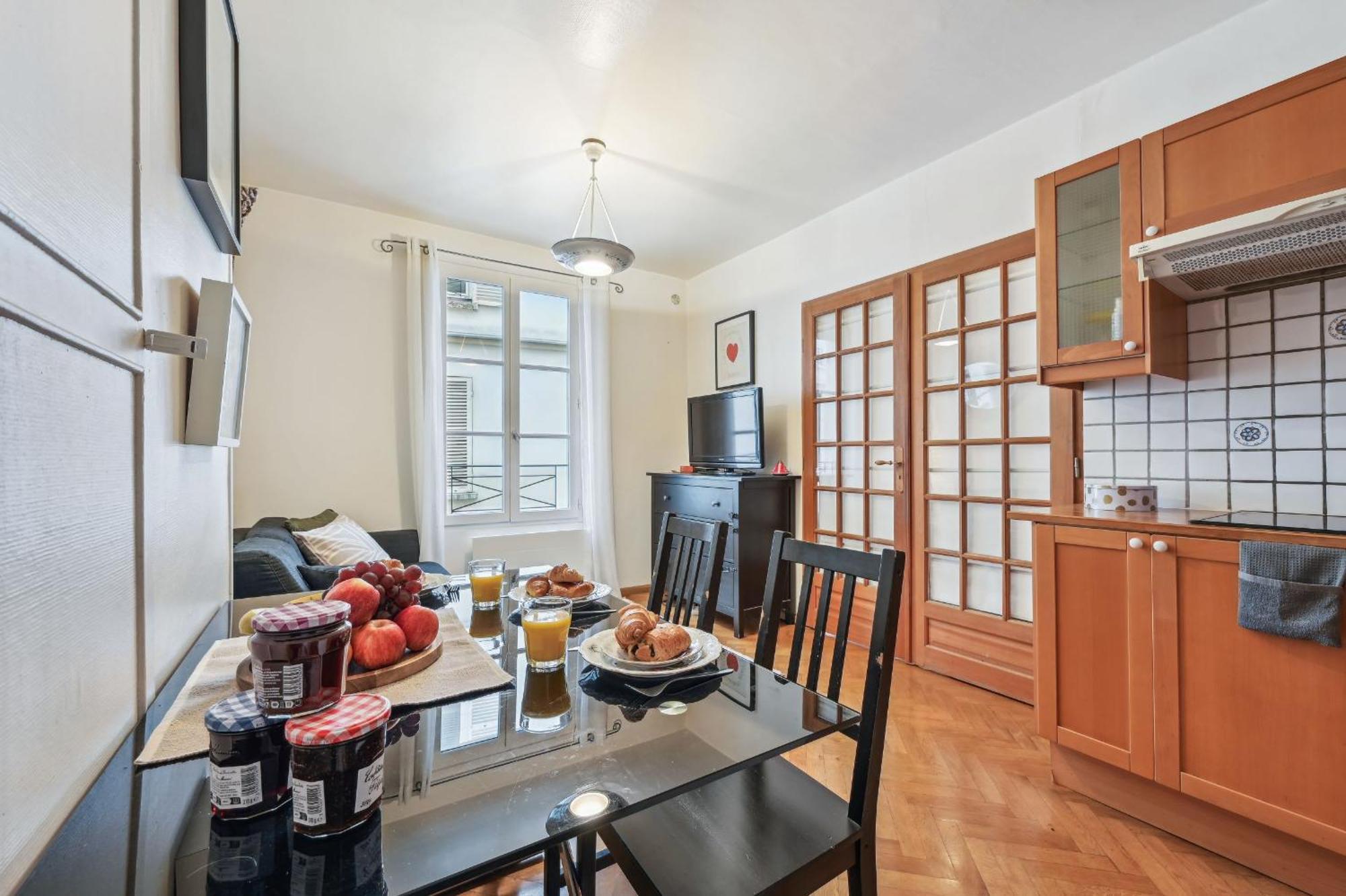 Eiffel Tower & Des Invalides - 1br - Cityapartmentstay Appartement *