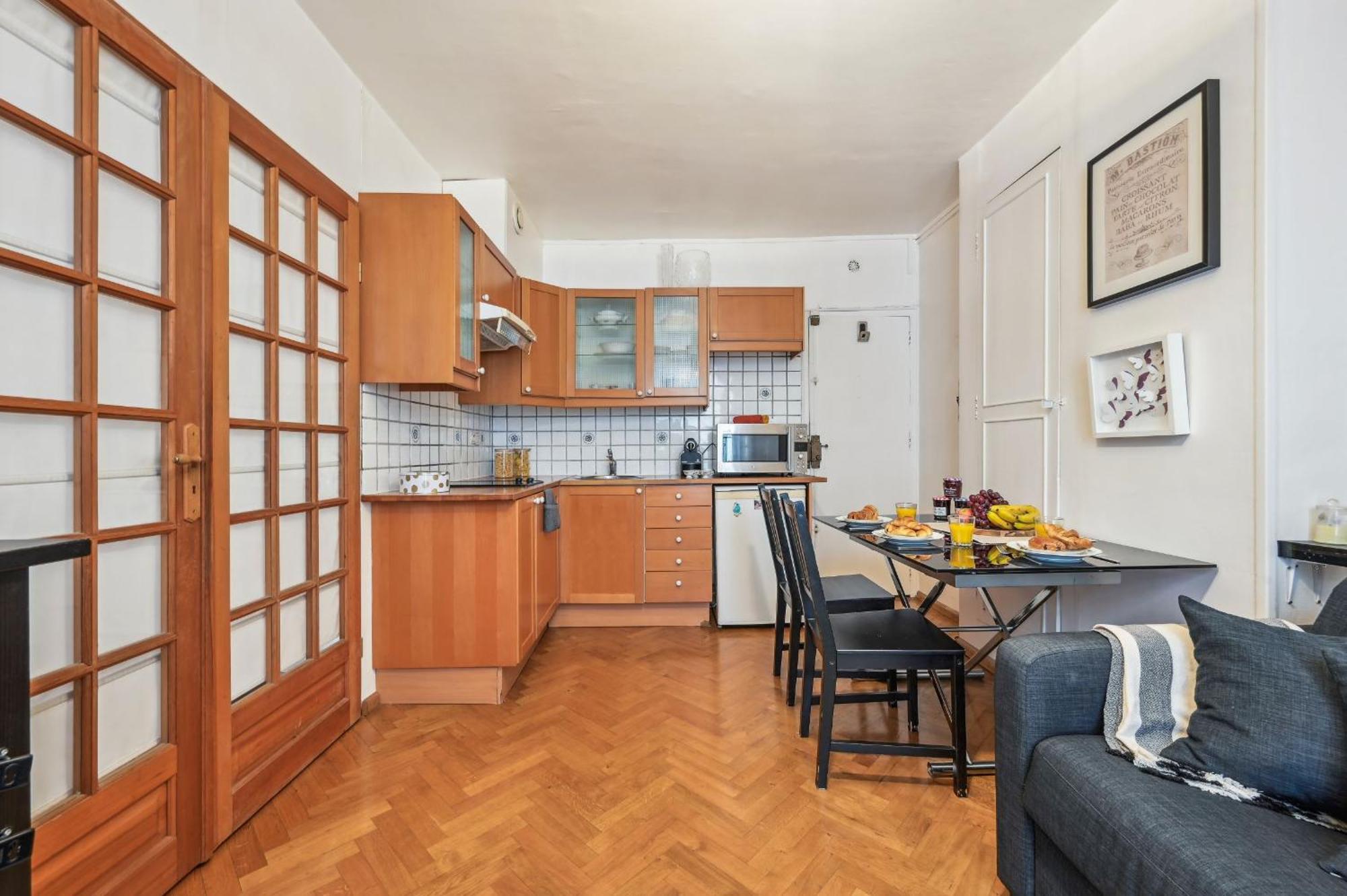 Eiffel Tower & Des Invalides - 1br - Cityapartmentstay Appartement