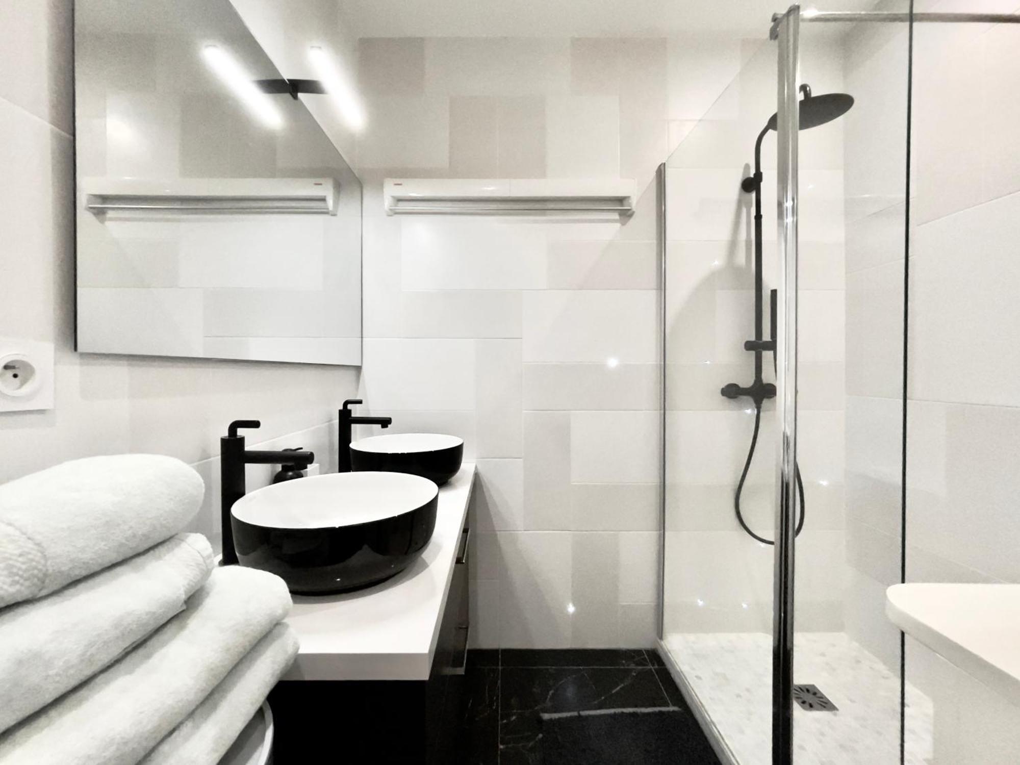Superbe Cote Jardin Appartement Paris