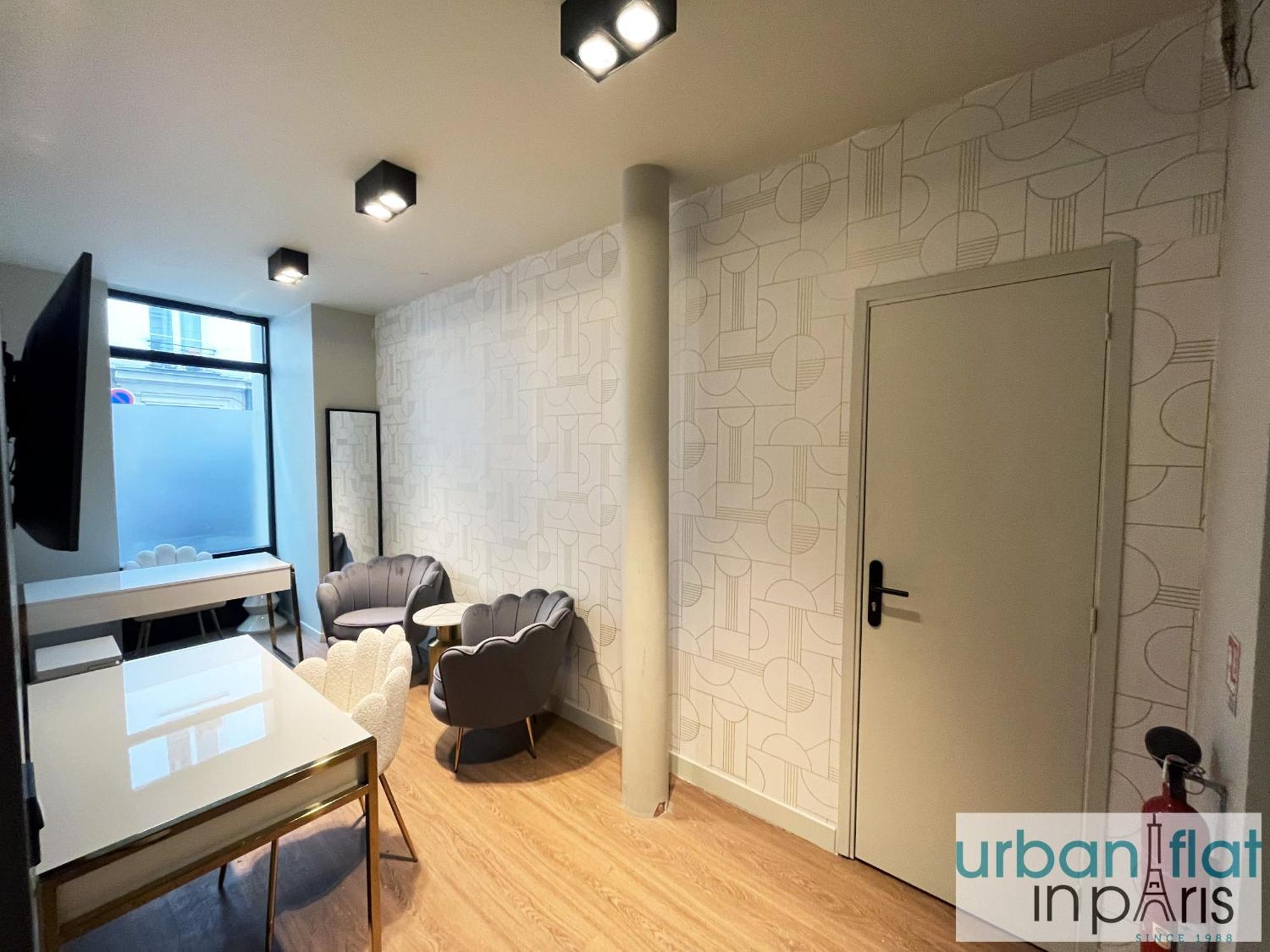 Urban Flat 108 - Stunning 4 Bdr Flat In * Paris