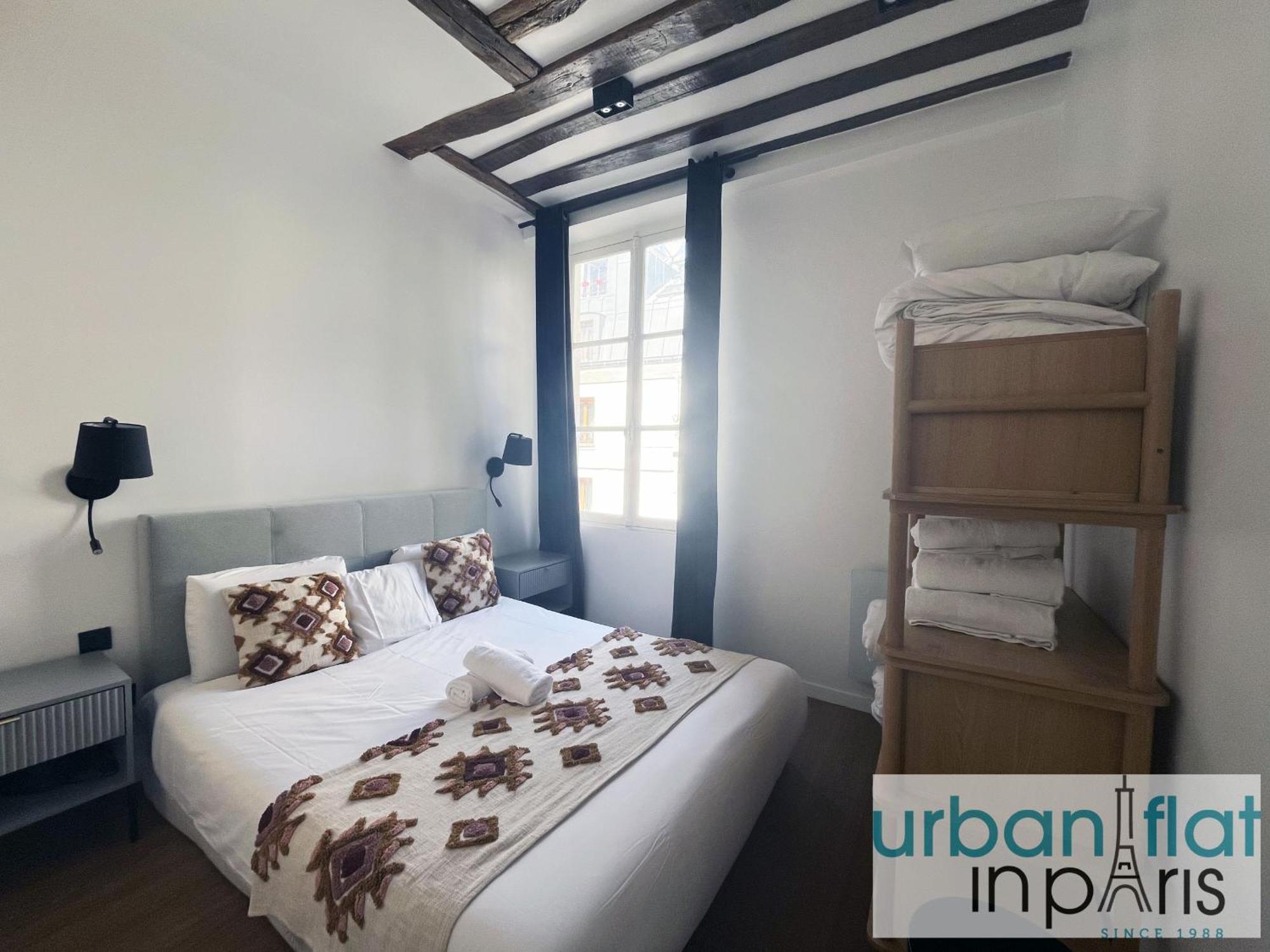 Urban Flat 108 - Stunning 4 Bdr Flat In Apartment