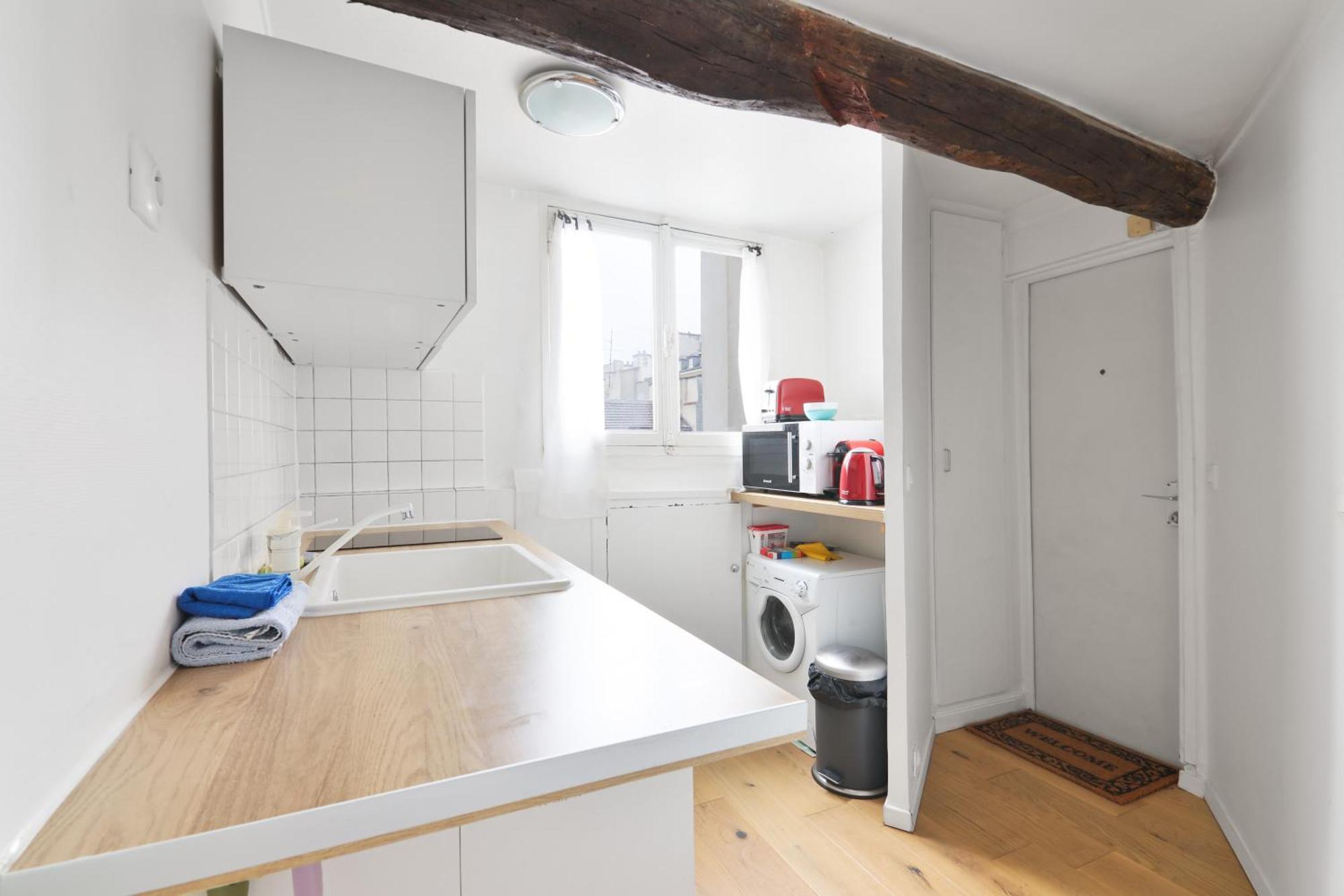 - Quartier Champs-elysees 5 Free Netflix Apartment