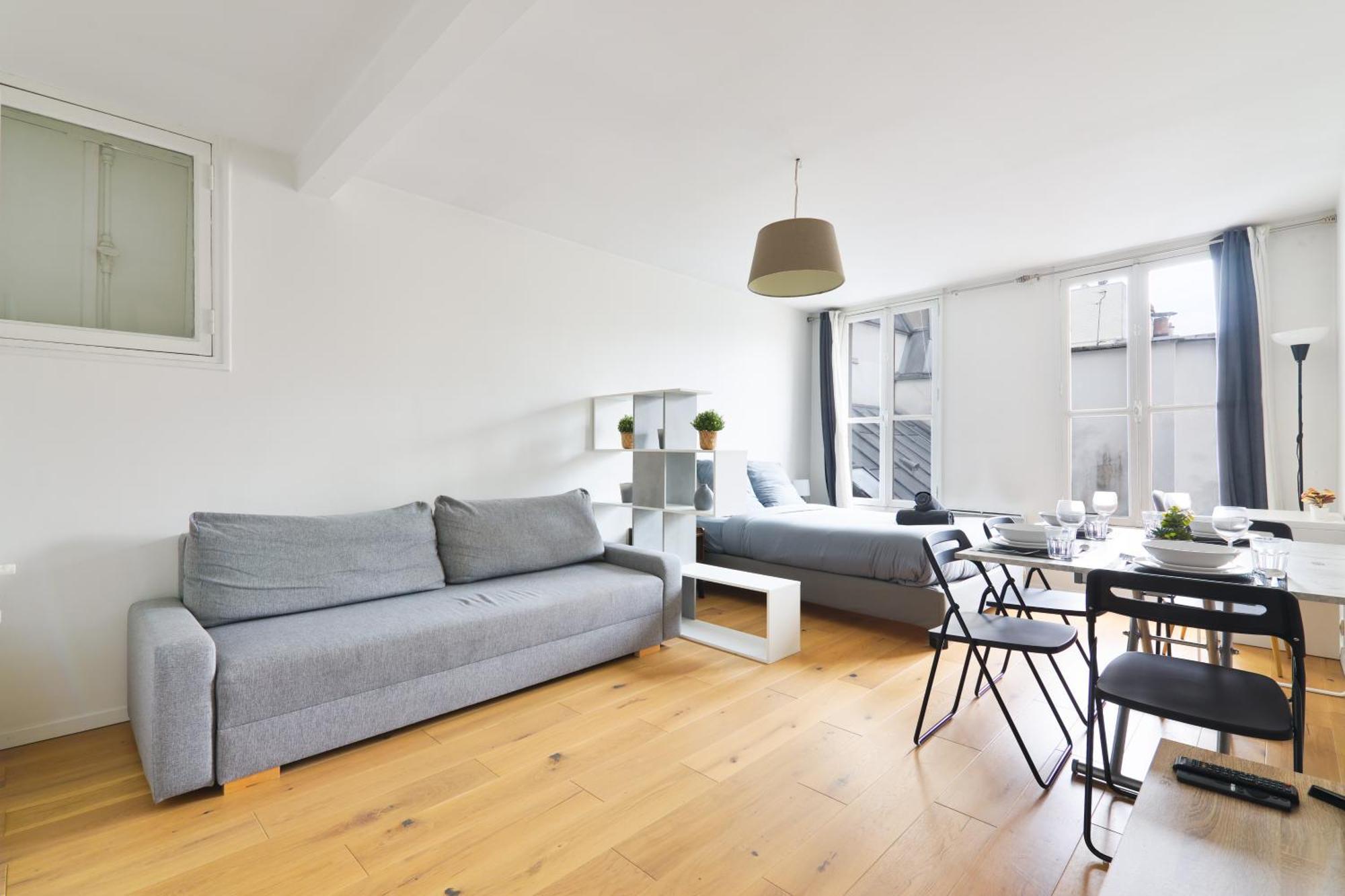 - Quartier Champs-elysees 5 Free Netflix * Paris