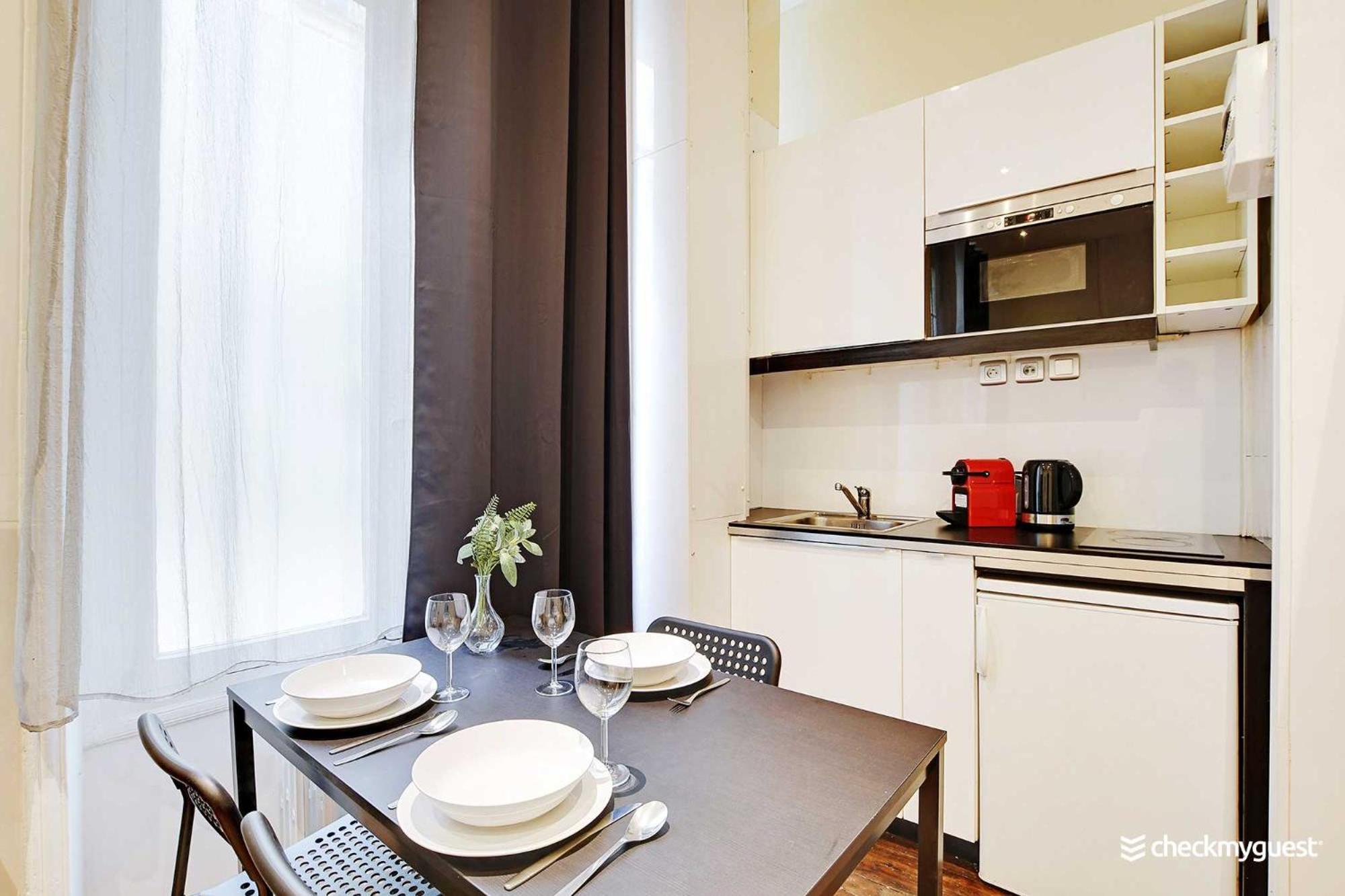 Peaceful - 3p - Le Marais Apartment