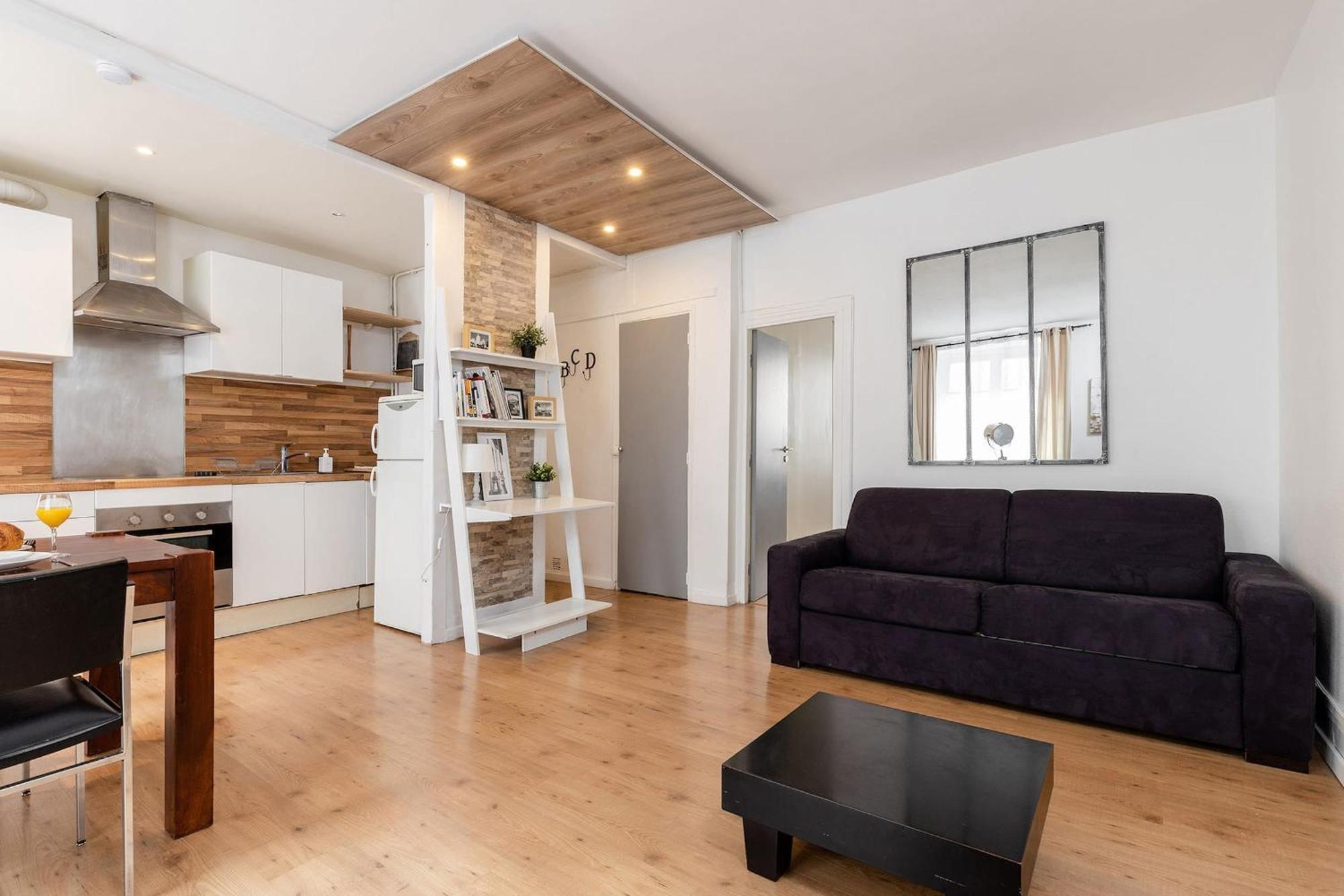 Eiffel Tower & Champ De Mars - Cityapartmentstay Apartment *