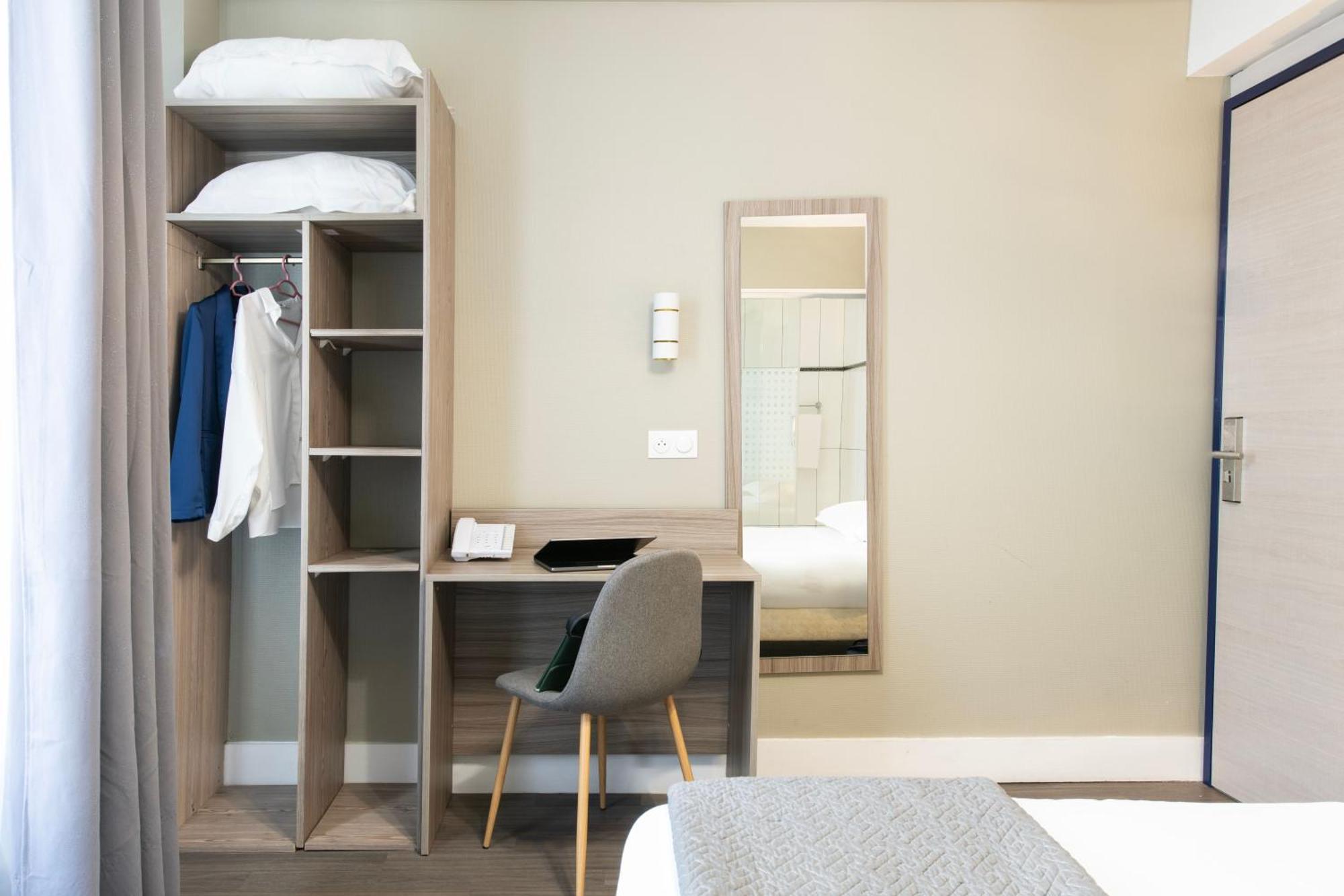 Ambassadeur Hotel Paris