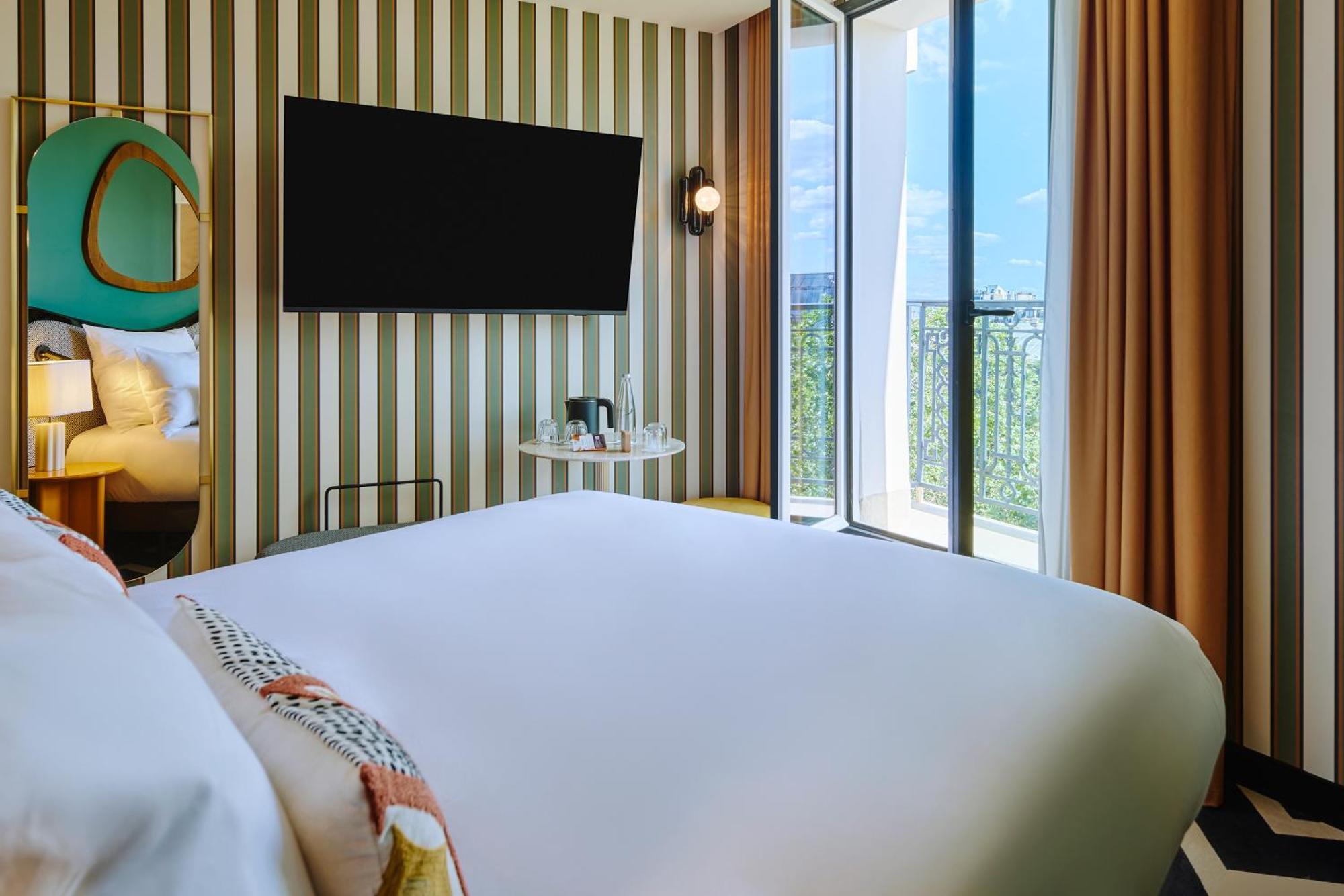 Mercure Butte Montmartre Basilique Hotel