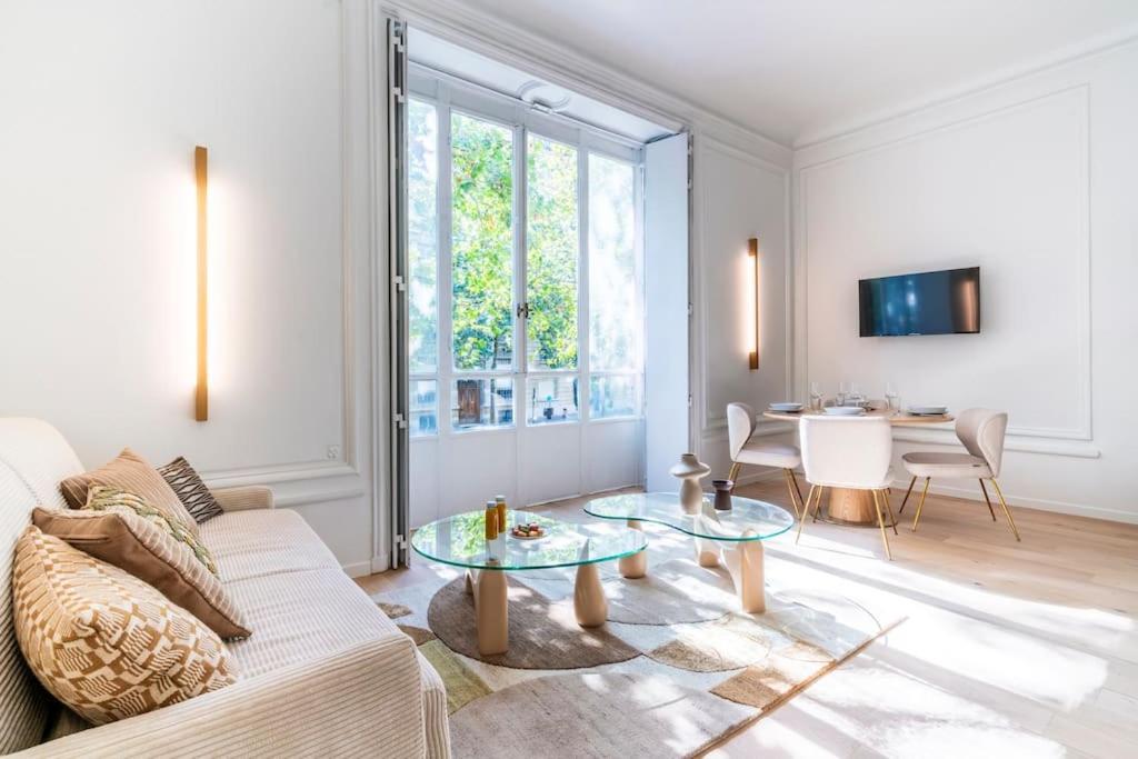 Conviviale Et Elegant 17 Apartment *