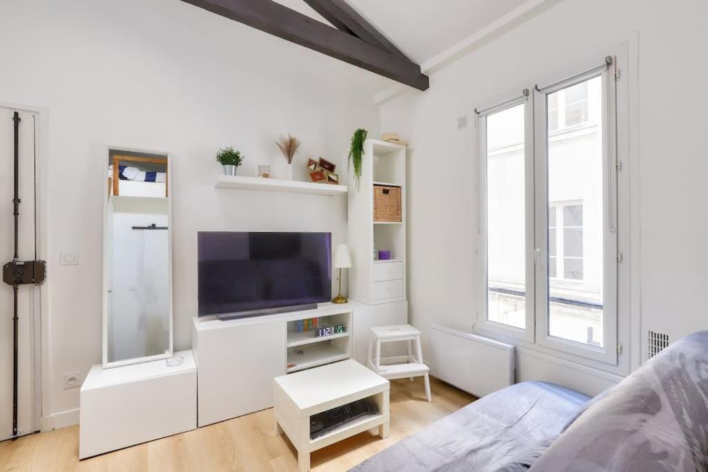 Studio Lumineux Proche De La Place D'italie Apartment *