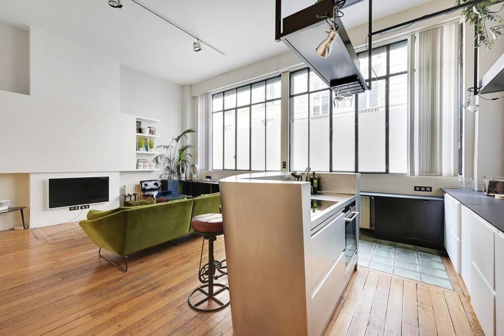 2br Apart-70m2-grand Boulevard Apartment