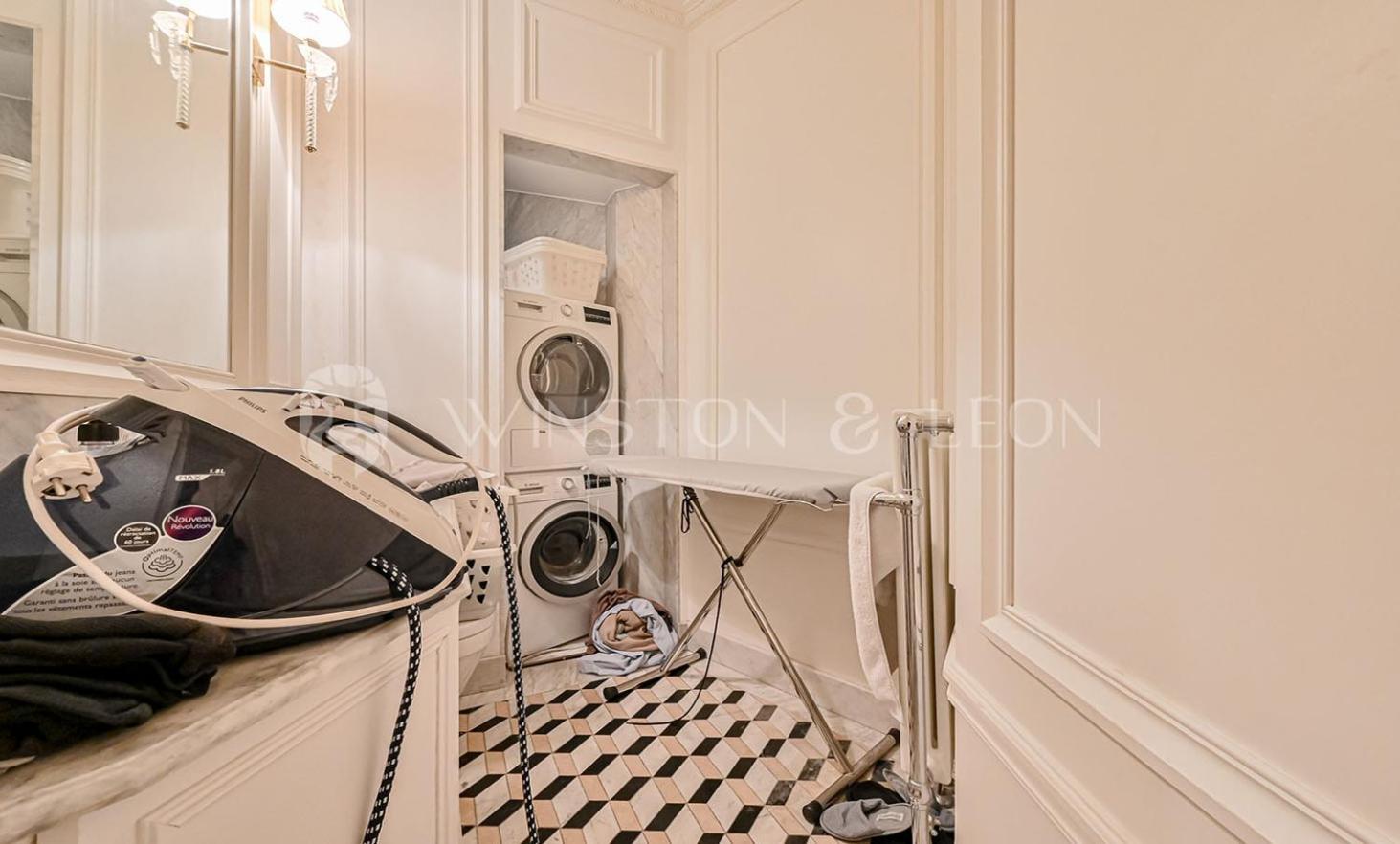 Tour Eiffel Invalides 7e G Appartement Paris