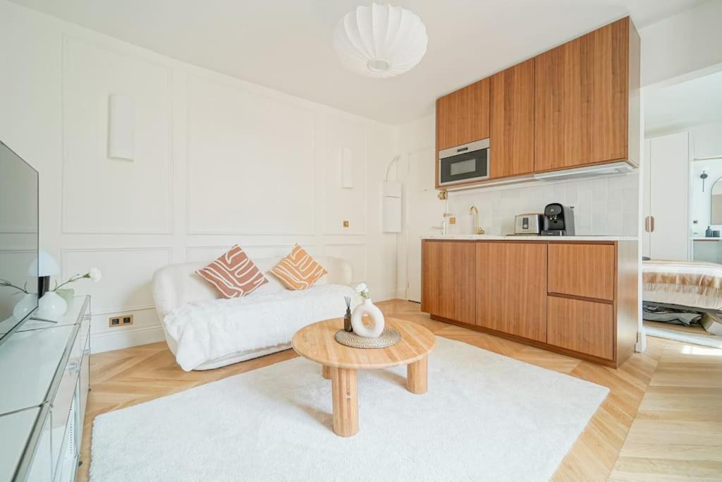 Apartment T2 Luxueux Invalides 2 Voyageurs *