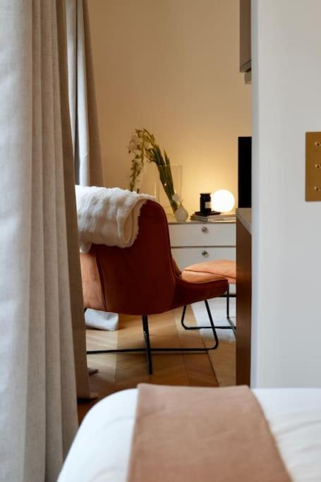 T2 Luxueux Invalides 2 Voyageurs Apartment Paris