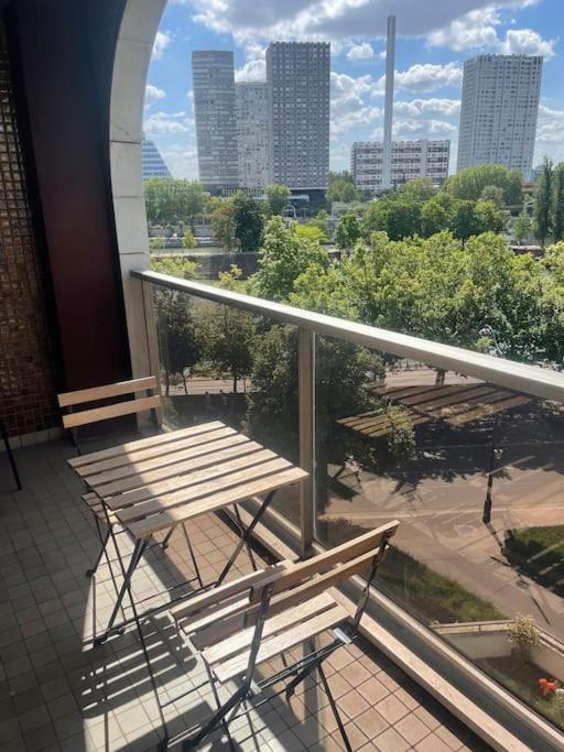 Tour Eiffel Vue Seine Avec Terrasse Appartement