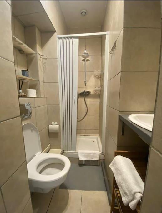 Studio Confortable -musee Grevin - Musee Du Louvre - Grand Boulevard - 2 Pers Apartment Paris