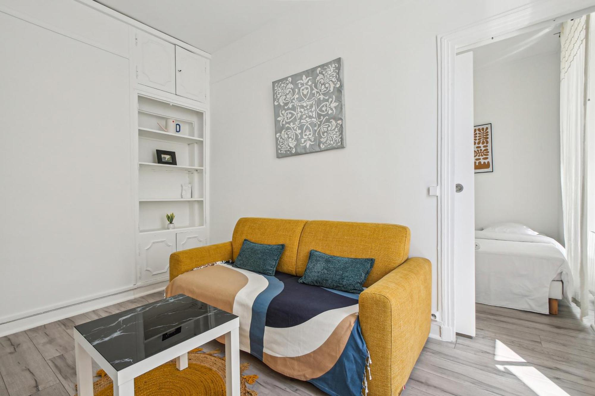 Chic And Comfortable Appartement Paris
