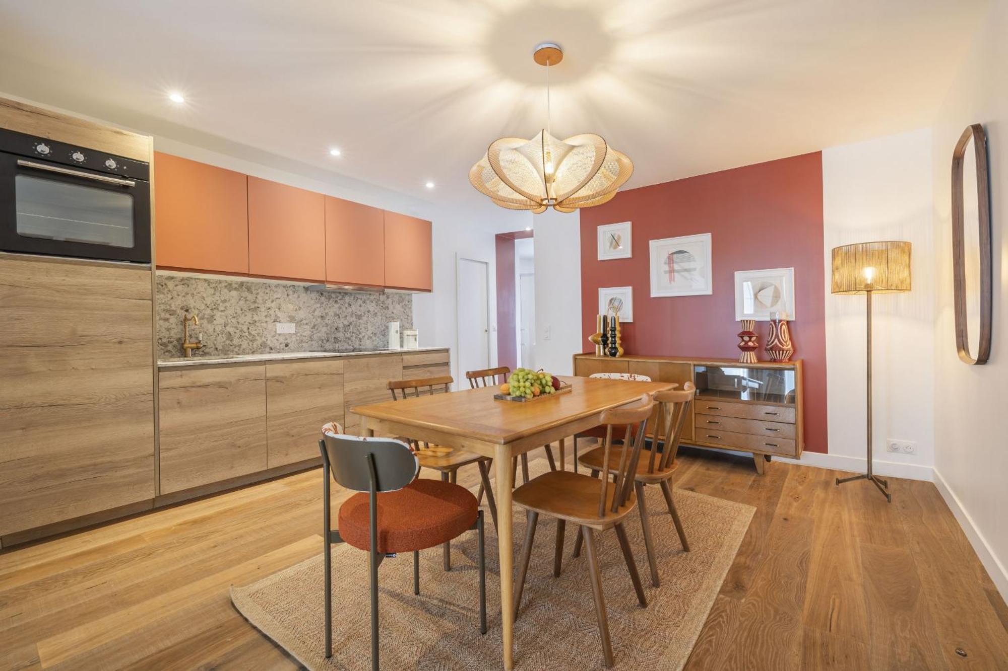 Panache Apartment *