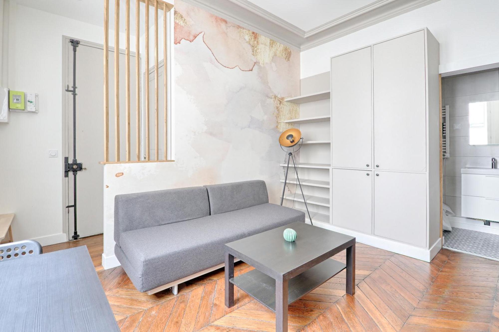 Liege - Saint-lazare, Location Very Apartment